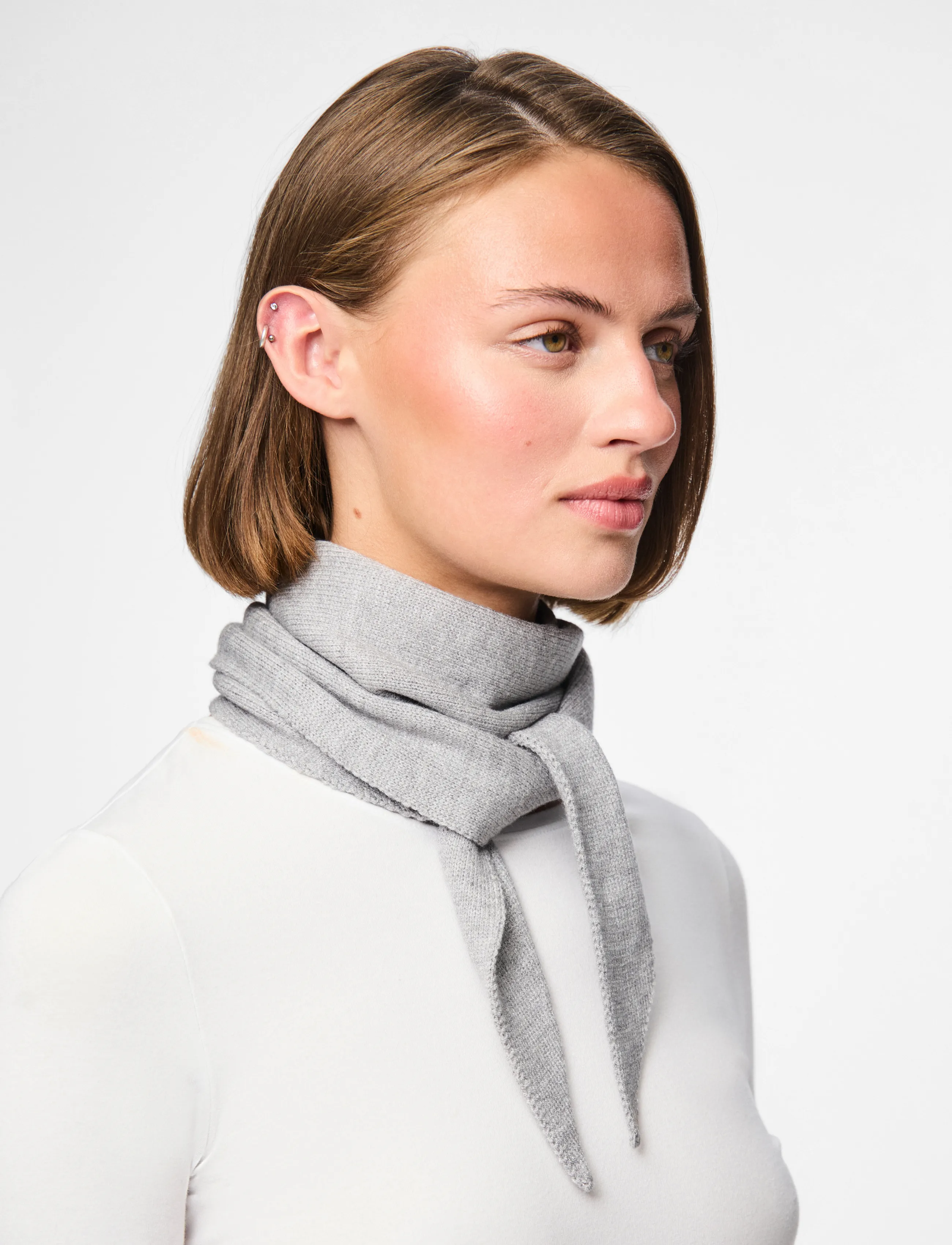 Pieces - PCKOMMA TRIANGLE SCARF NOOS BC - kerged sallid - medium grey melange - 3