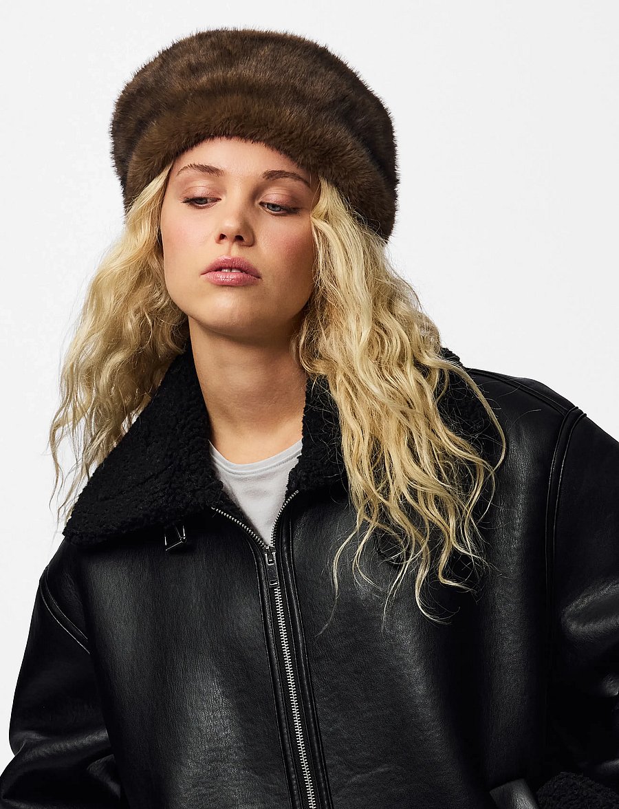 Pieces - PCJUTLANDIA HAT BC - hattar - ganache - 4