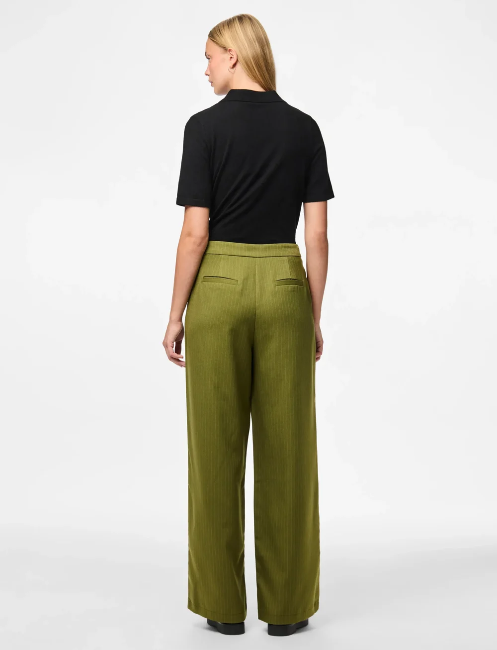 Pieces - PCFALKA MW PINSTRIPED TIE PANTS - bukser med brede ben - sphagnum - 3