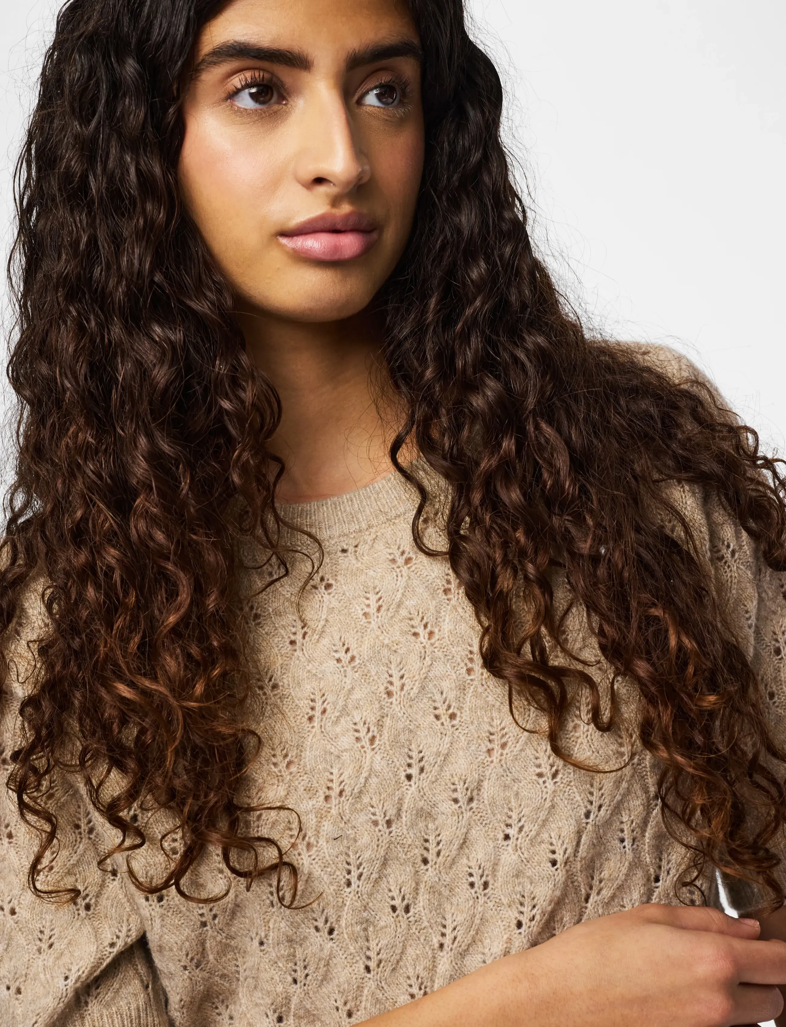 PIECES Pclelou Ss O-Neck Knit Noos Bc stickade tröjor dam – bild 5