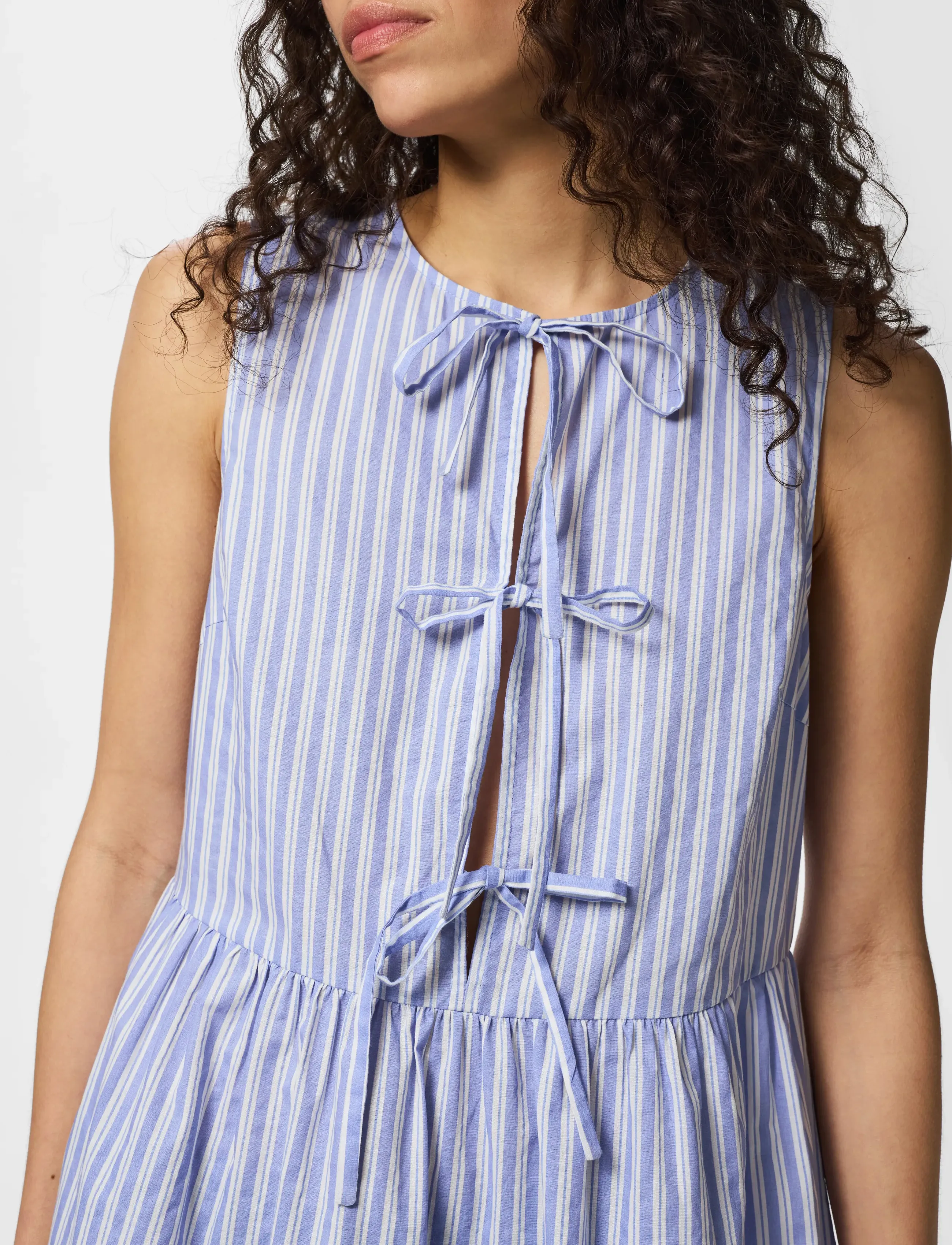 Pieces - PCJOLLY SL TIE SHORT DRESS WVN NOOS BC - korte kjoler - hydrangea - 5