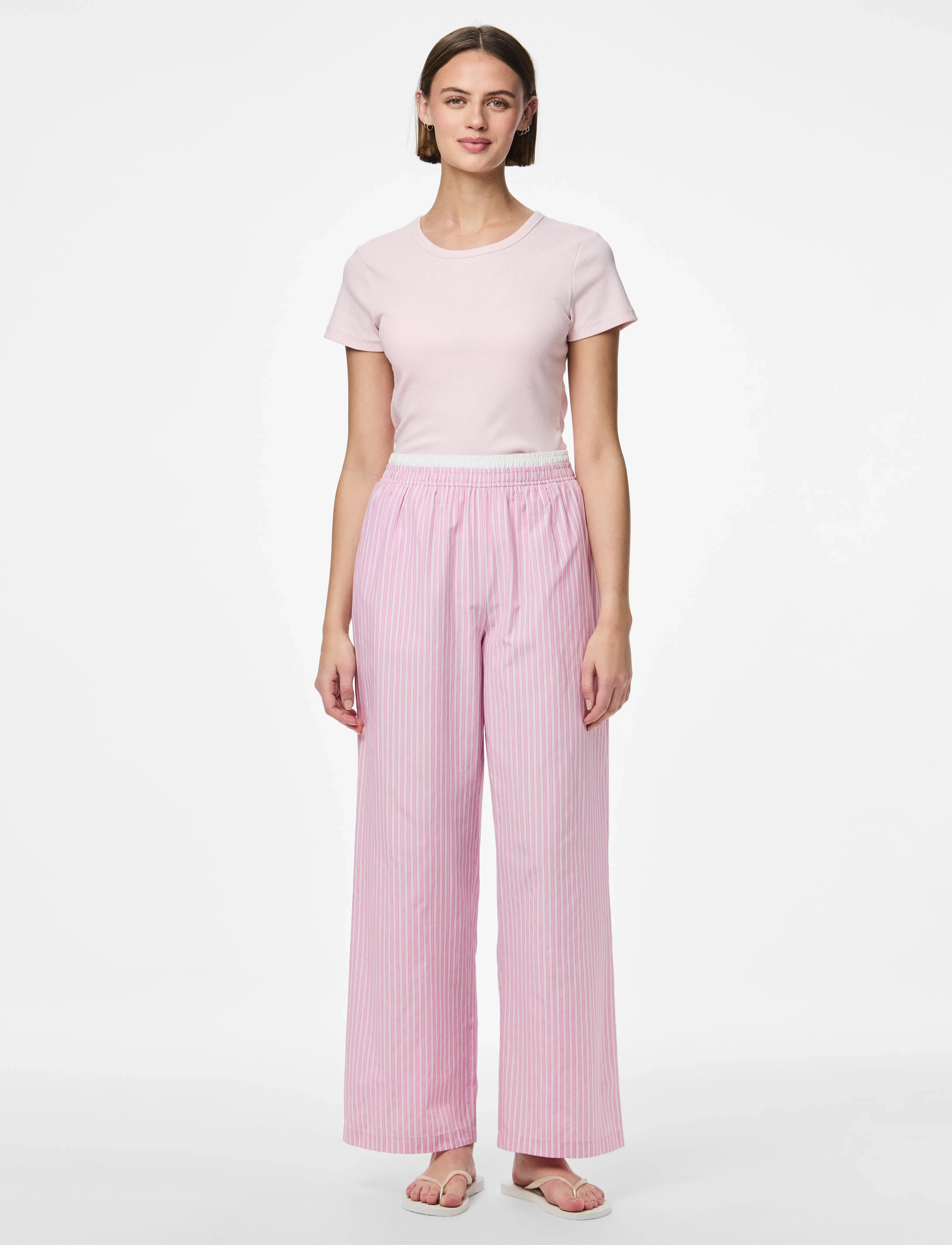 PIECES Pcfamma Hw Straight Pant D2D Wvn Fsy kostymbyxor dam – bild 5