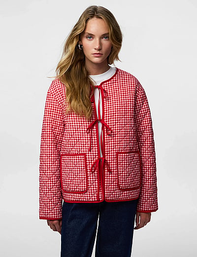 Pieces PCBIBBA QUILT JACKET - Pūkinės ir dygsniuotos striukės - ADRENALINE RUSH / red