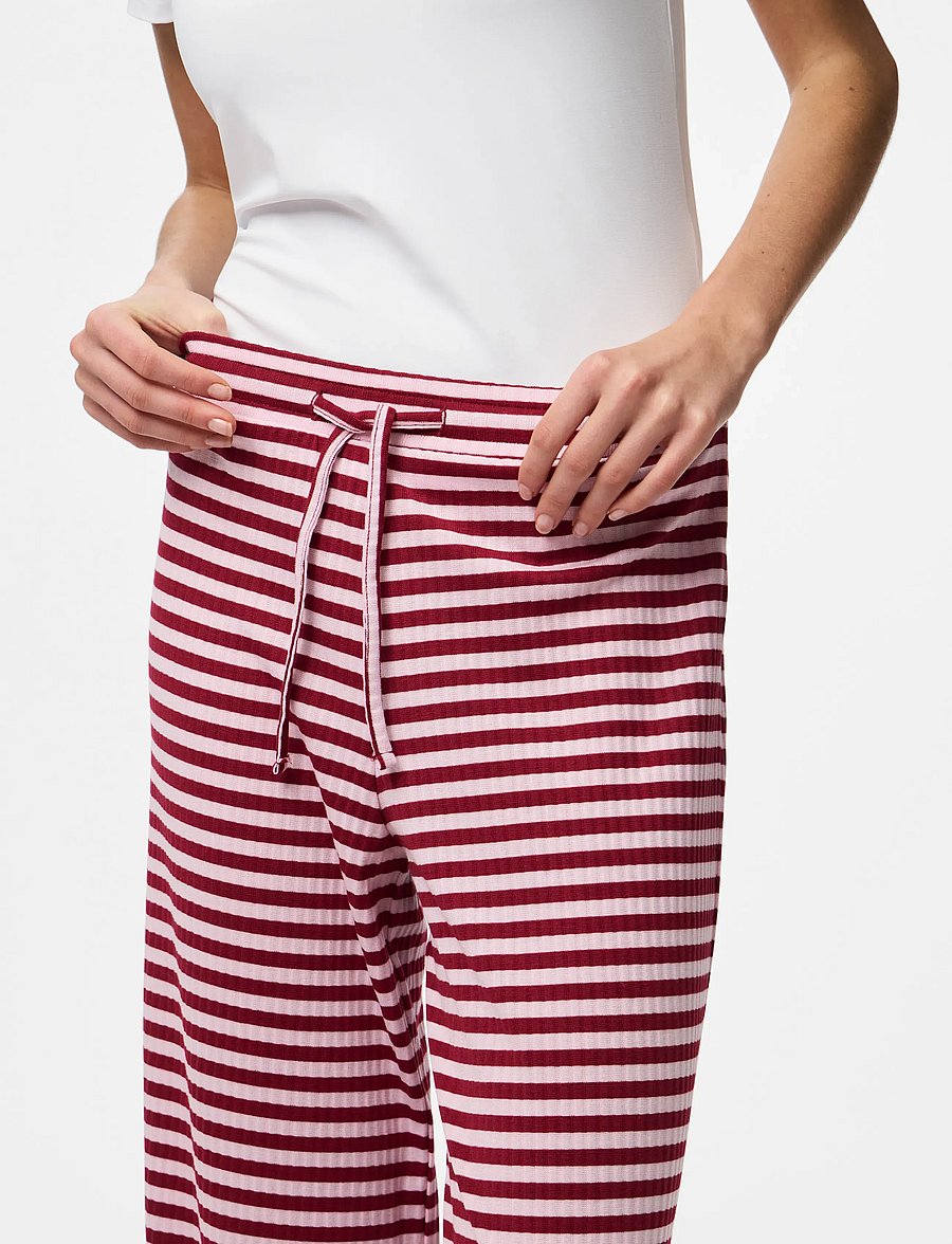 Pieces - PCLAYA MW WIDE PANTS JRS NOOS - wide leg trousers - goji berry - 5