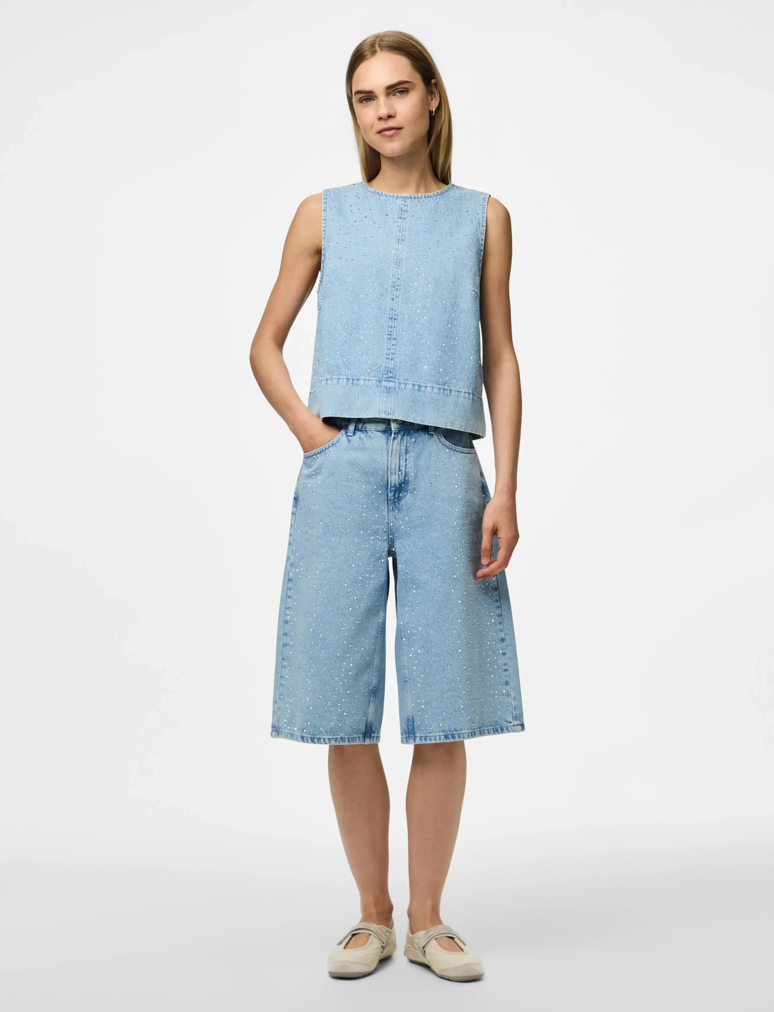 Pieces - PCNOEL MW DENIM JORTS D2D PP - jorts - light blue denim - 4