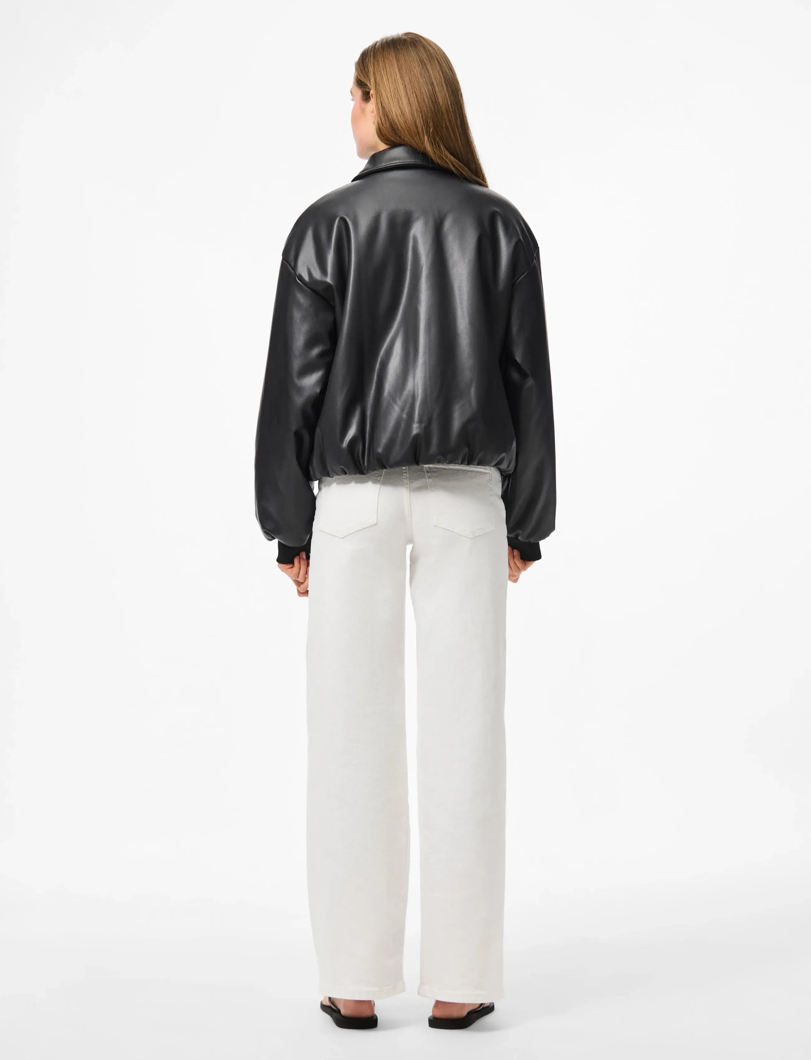 Pieces - PCLARA PADDED COATED BOMBER JACKET - bomber jackets - black - 3
