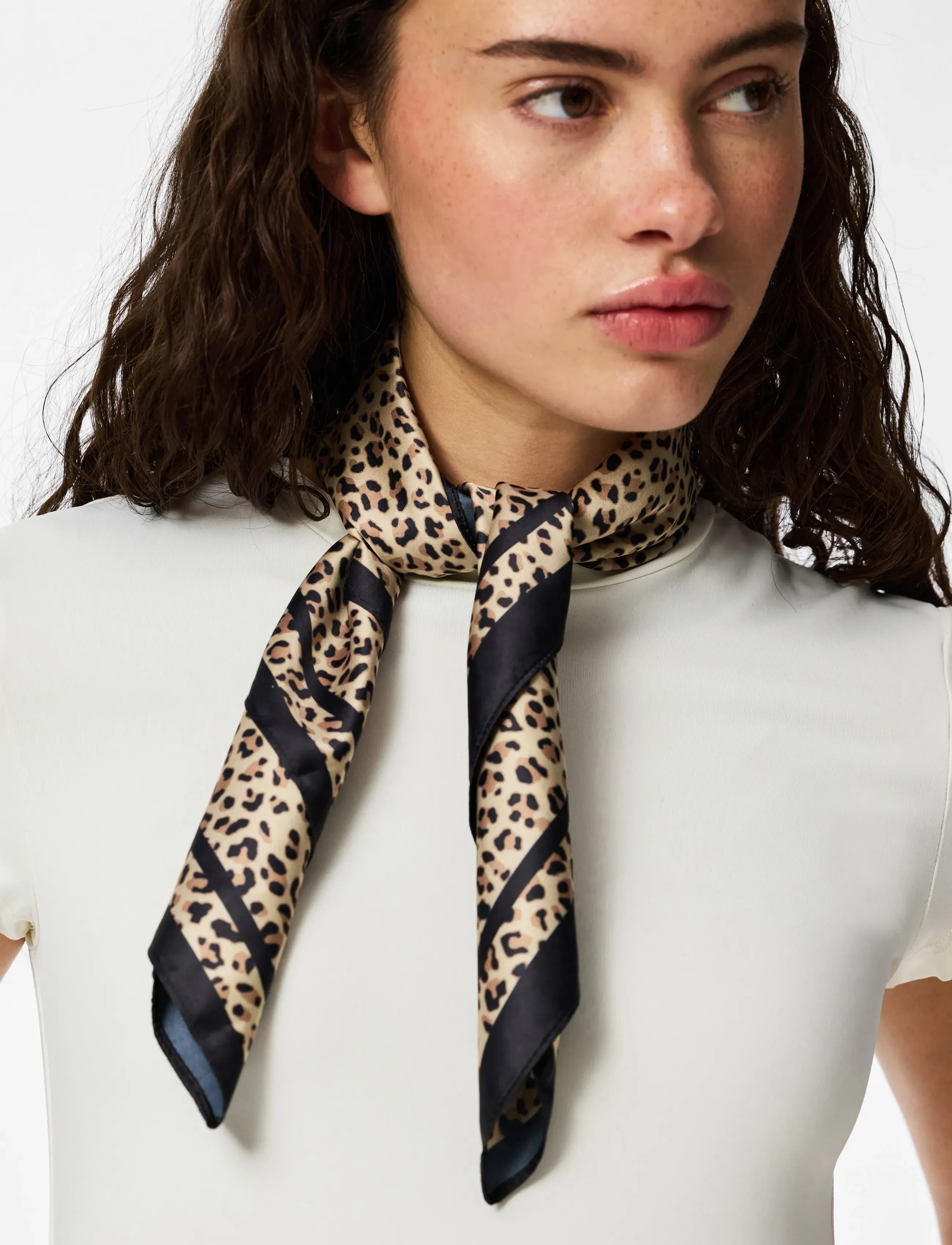 Pieces - PCBAMBI SQUARE SCARF BC - madalaimad hinnad - black - 2