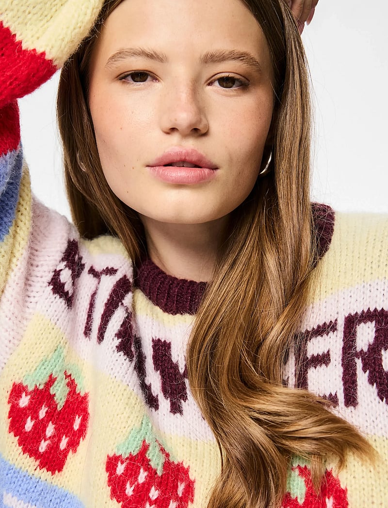 Pieces - PCBIKKA LS O-NECK KNIT BC - sviitrid - french vanilla - 5