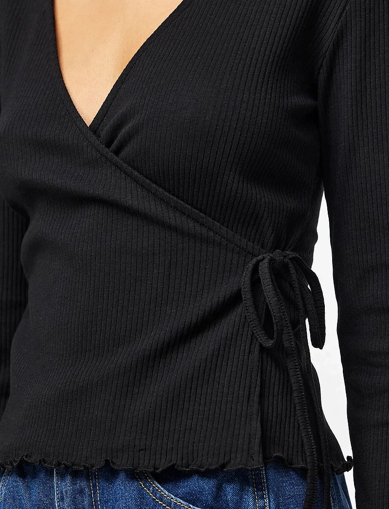 Pieces - PCKITTE LS V-NECK WRAP TOP JRS NOOS BC - langerma toppar - black - 5