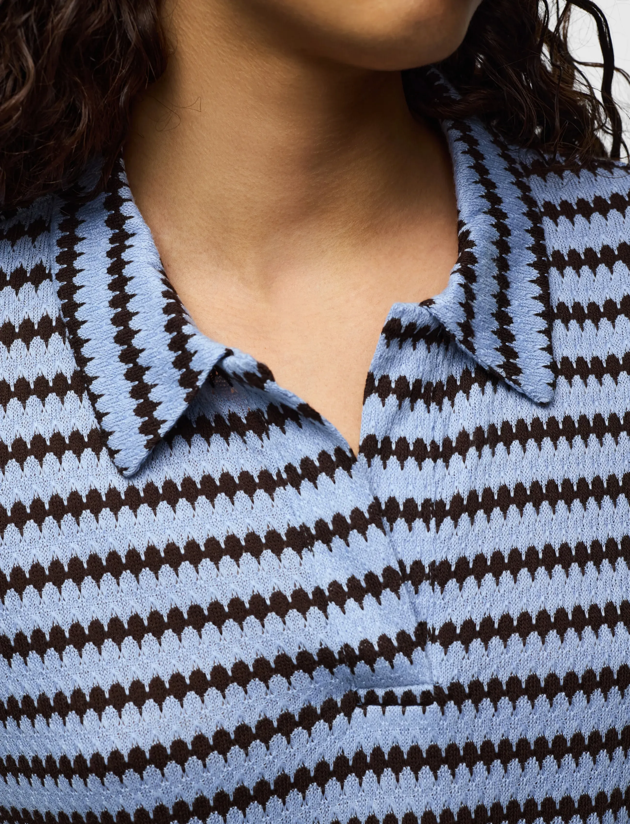 PIECES Pcjeya Ss V-Neck Loose Polo D2D Jrs blusar dam – bild 8