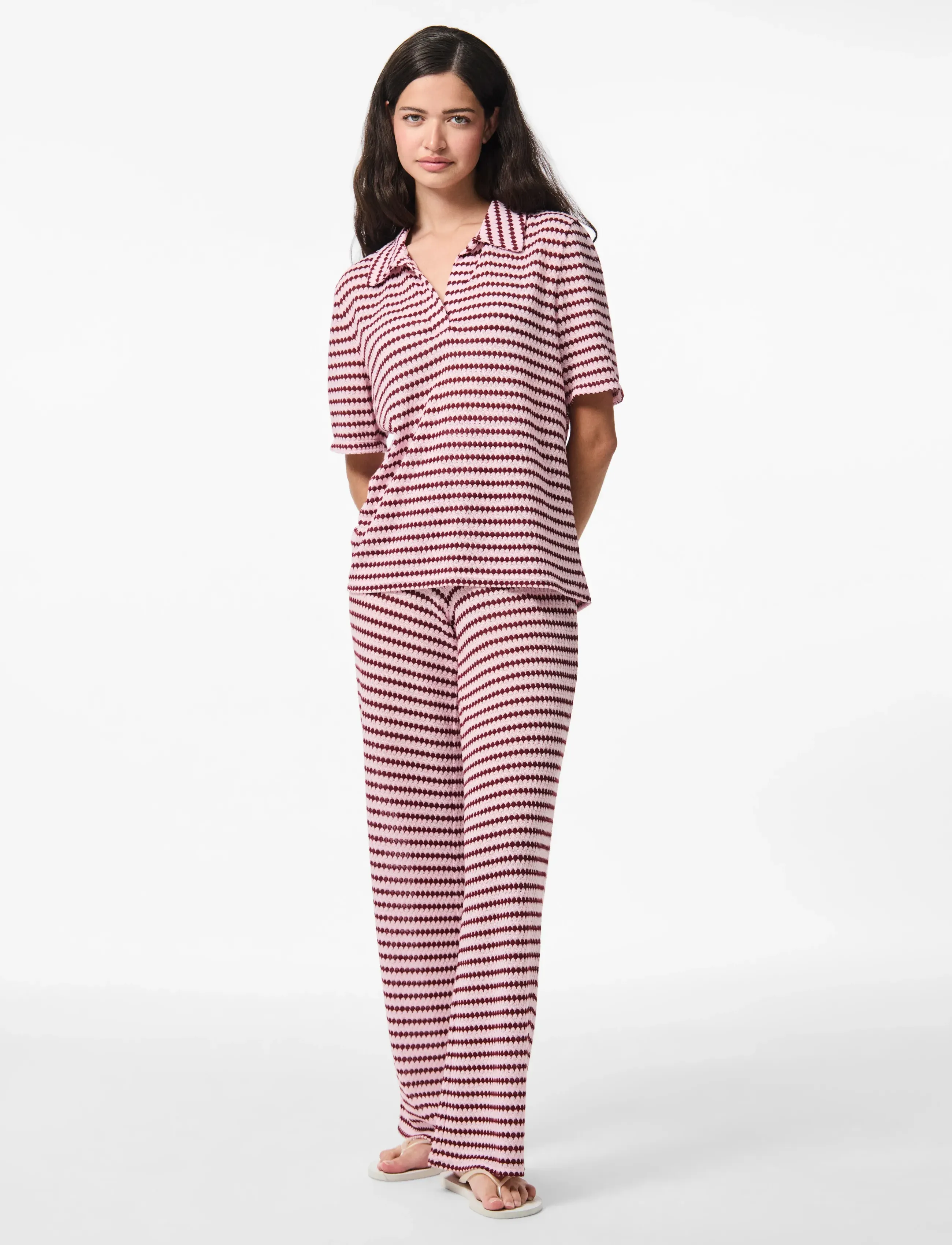 PIECES Pcjeya Ss V-Neck Loose Polo D2D Jrs blusar dam – bild 6