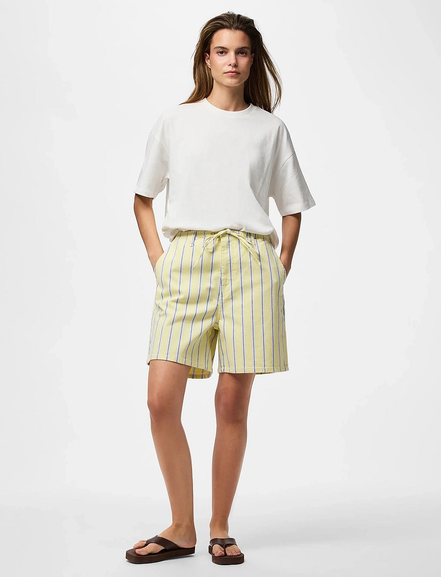Pieces - PCBILLO MW TIE DENIM SHORTS - gallastuttbuxur - french vanilla - 4