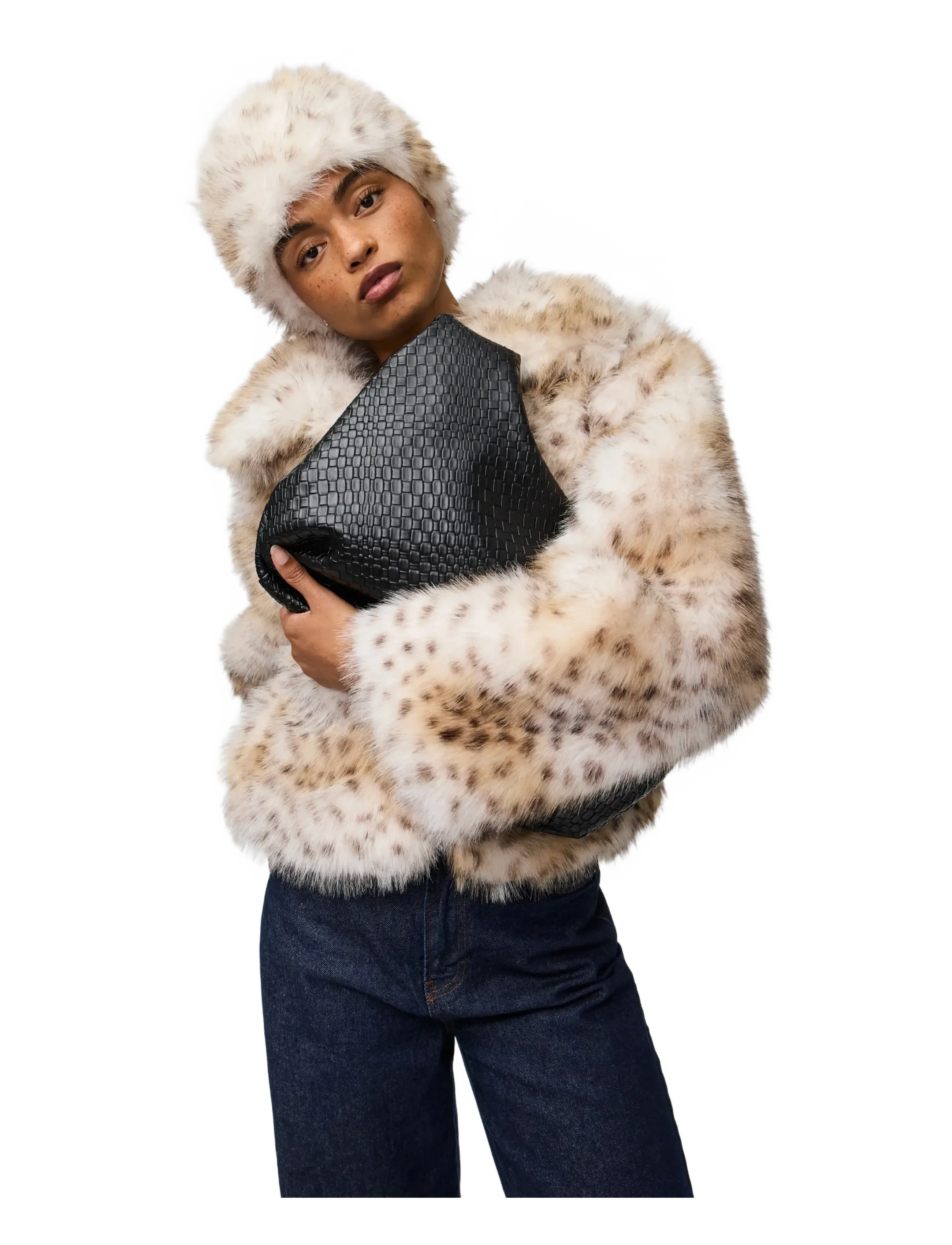 Pieces - PCPLUSH SHORT FLUFFY JACKET - kunstpelz - cloud dancer - 4