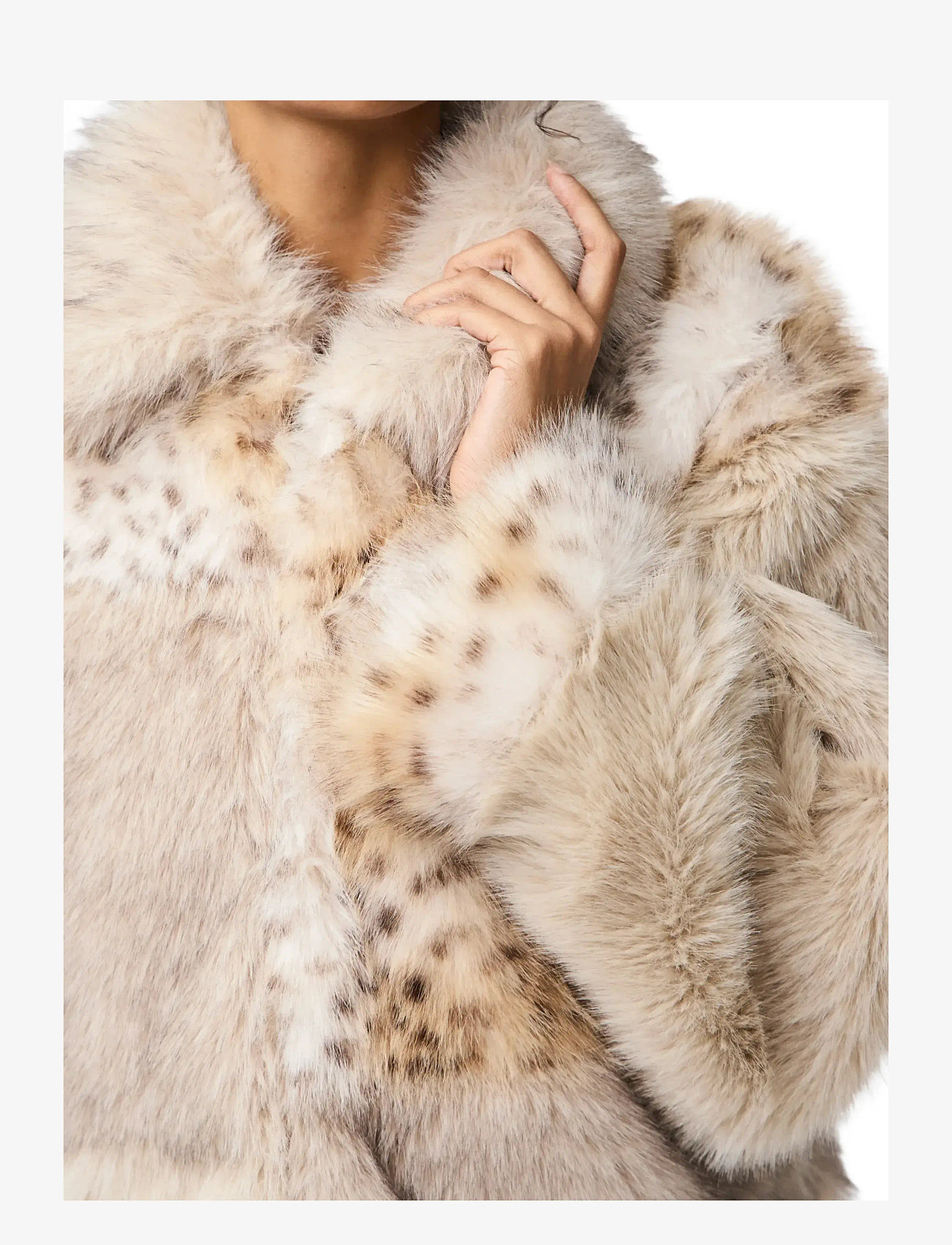 Pieces - PCPLUSH SHORT FLUFFY JACKET - ytterkläder - porpoise - 5