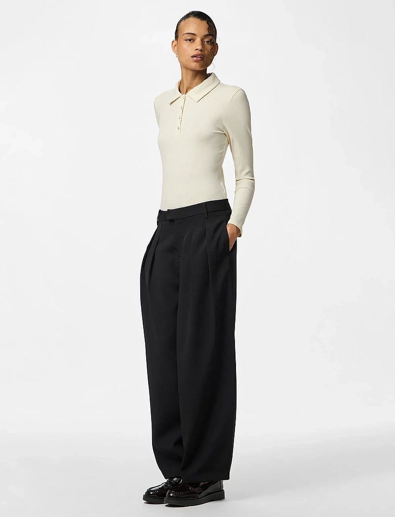 Pieces - PCOLIVIA BARREL PANTS WVN D2D BC - barrel püksid - black - 3