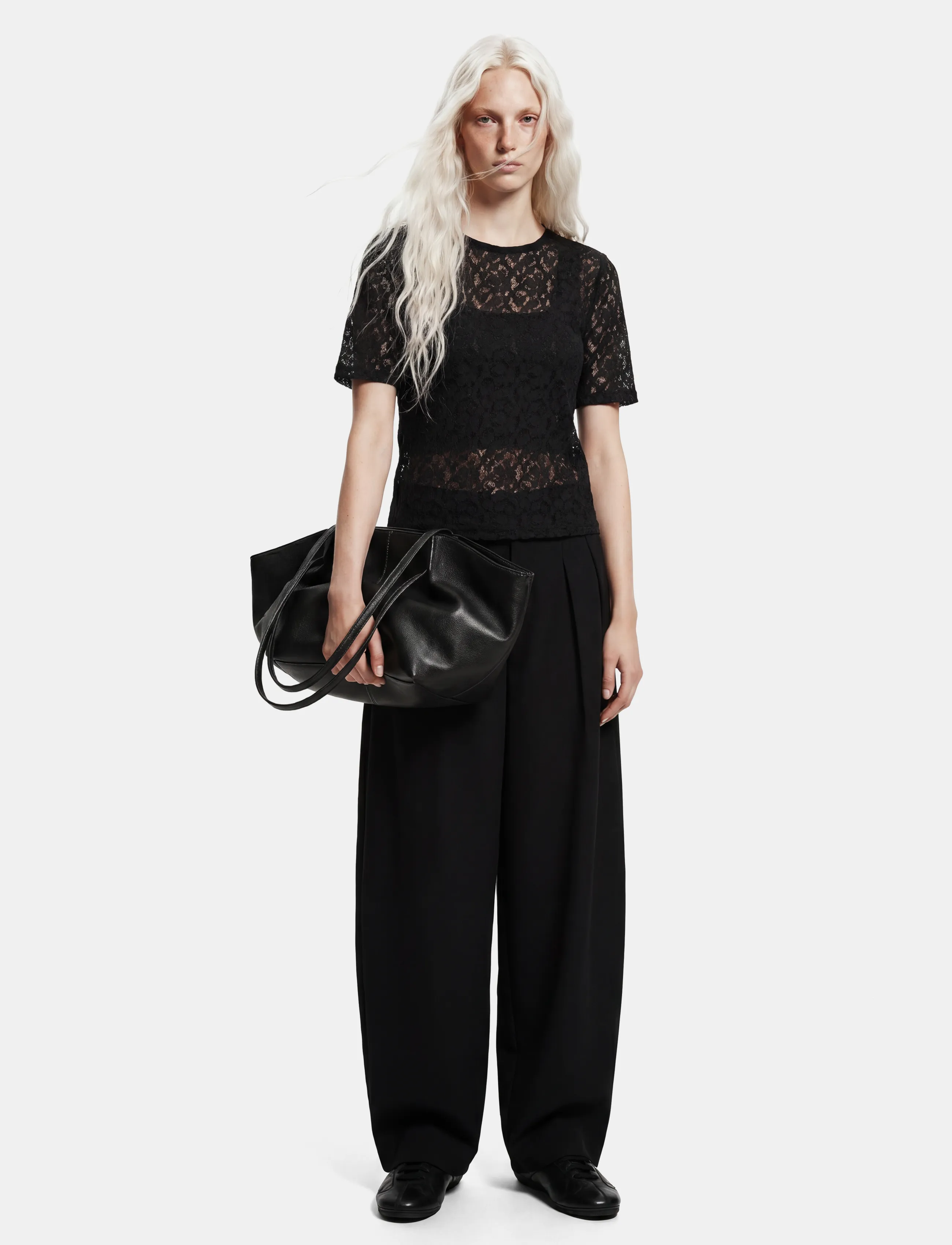 Pieces - PCOLIVIA MW BARREL PANTS NOOS BC - barrel-bukser - black - 3
