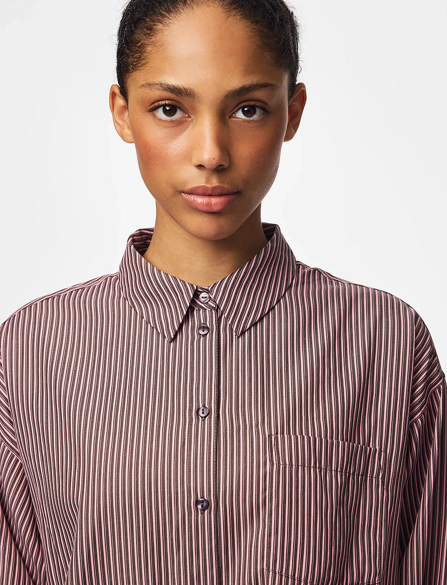 Pieces - PCEMMY LS LOOSE SHIRT WVN NOOS BC - langærmede skjorter - hot fudge - 4