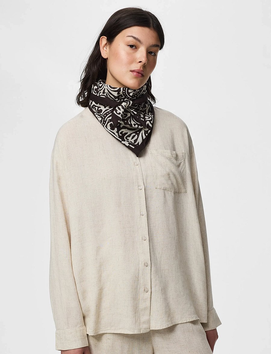 Pieces - PCPHILINE SQUARE SCARF BC - sjalar - chicory coffee - 0
