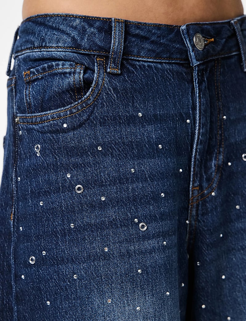 Pieces - PCMERLE MW BARREL JEANS D2D FSY PP - barrel jeans - dark blue denim - 5