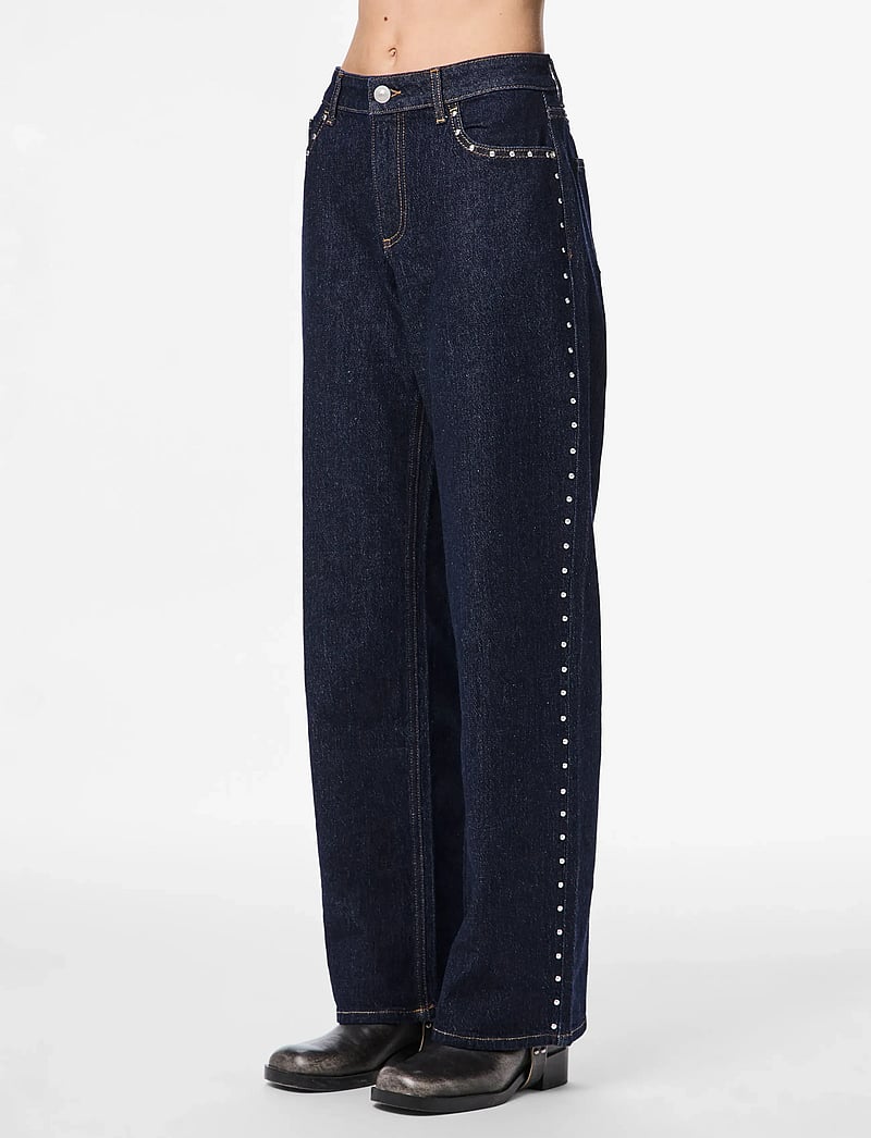 Pieces - PCKARLA MW WIDE JEANS D2D FSY PP - laia säärega teksad - dark blue denim - 4