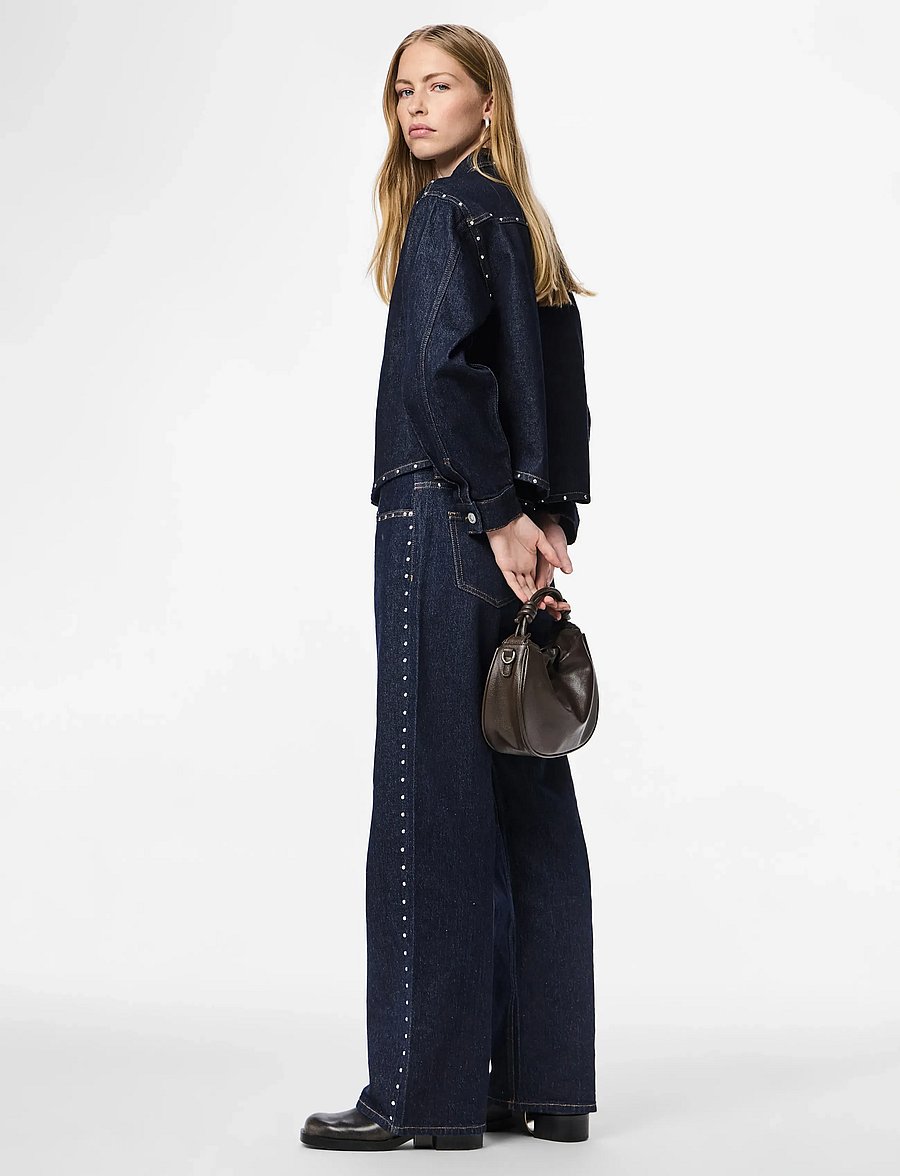 Pieces - PCKARLA MW WIDE JEANS D2D FSY PP - hosen mit weitem bein - dark blue denim - 5