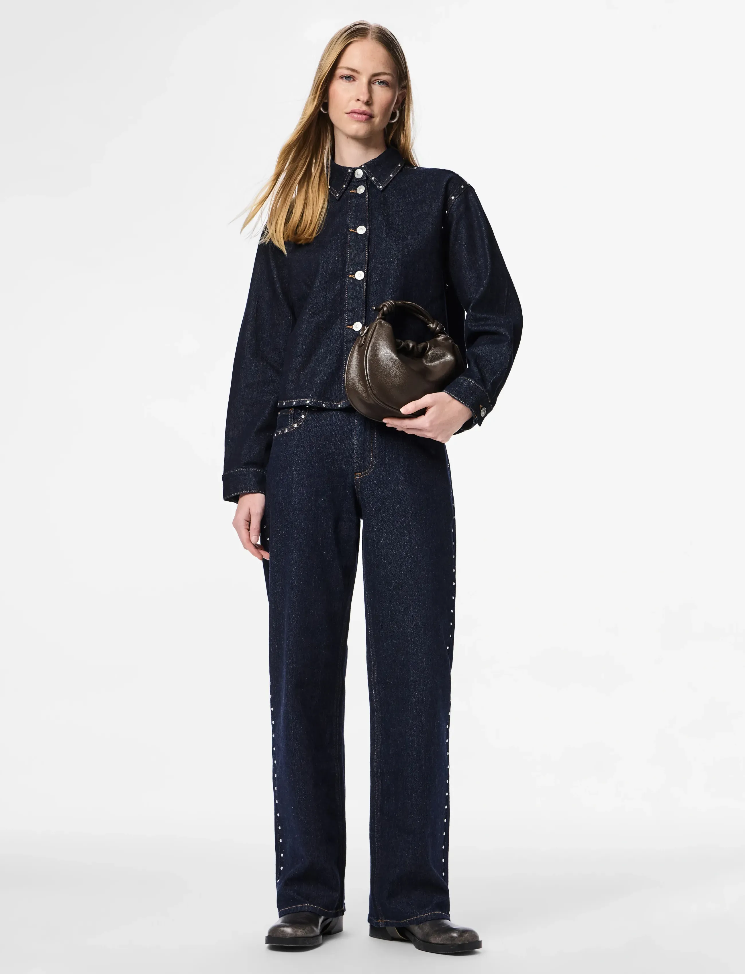 Pieces - PCKARLA LS DENIM SHIRT D2D FSY PP - vestes de printemps - dark blue denim - 4