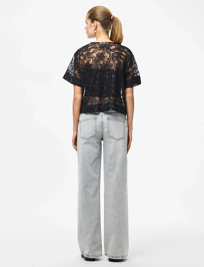 Pieces - PCLOUISE 2/4 V-NECK TIE TOP WVN D2D - kortermede bluser - black - 3