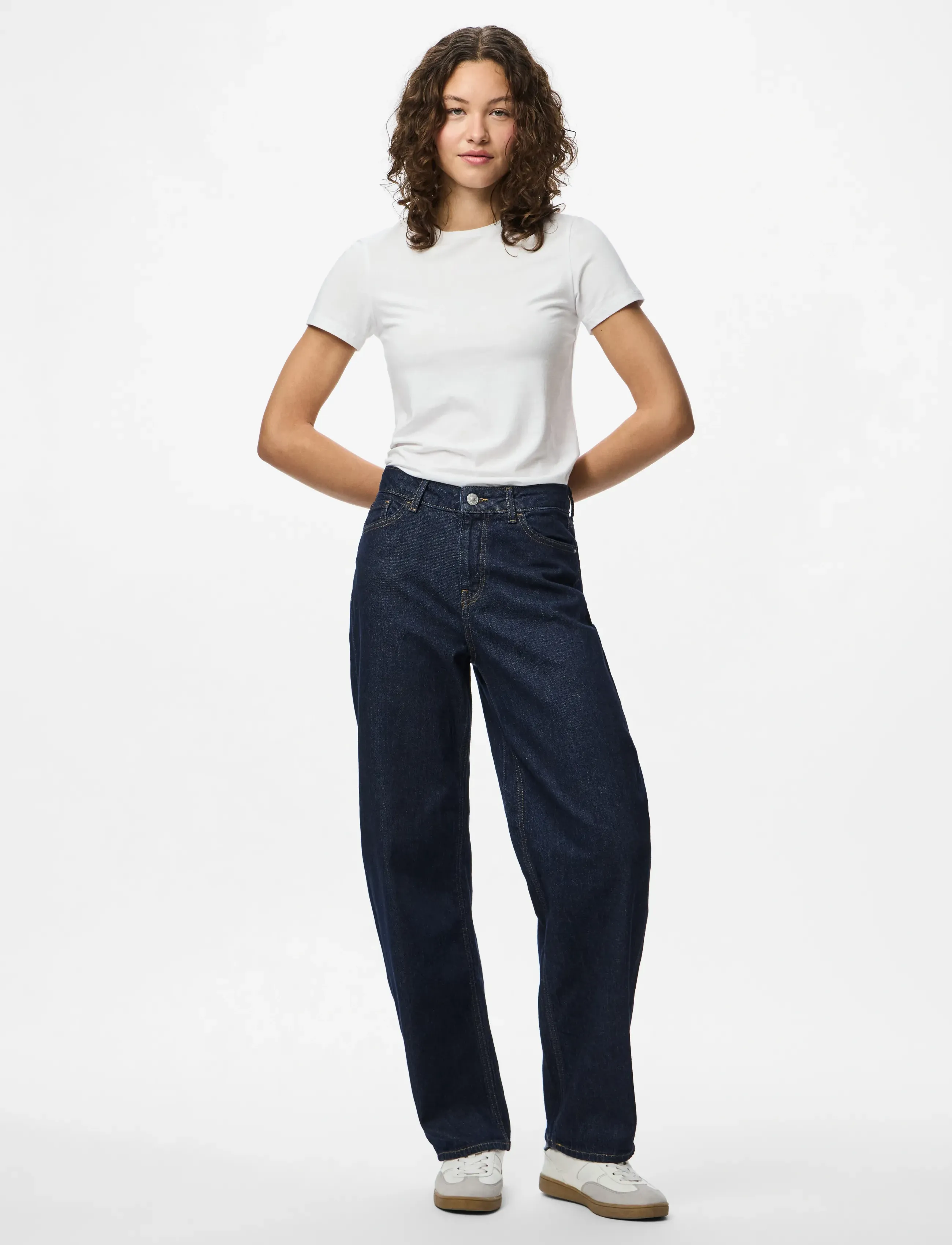 Pieces - PCGRACE MW BARREL ANK JEANS NOOS BC - barrel jeans - dark blue denim - 4