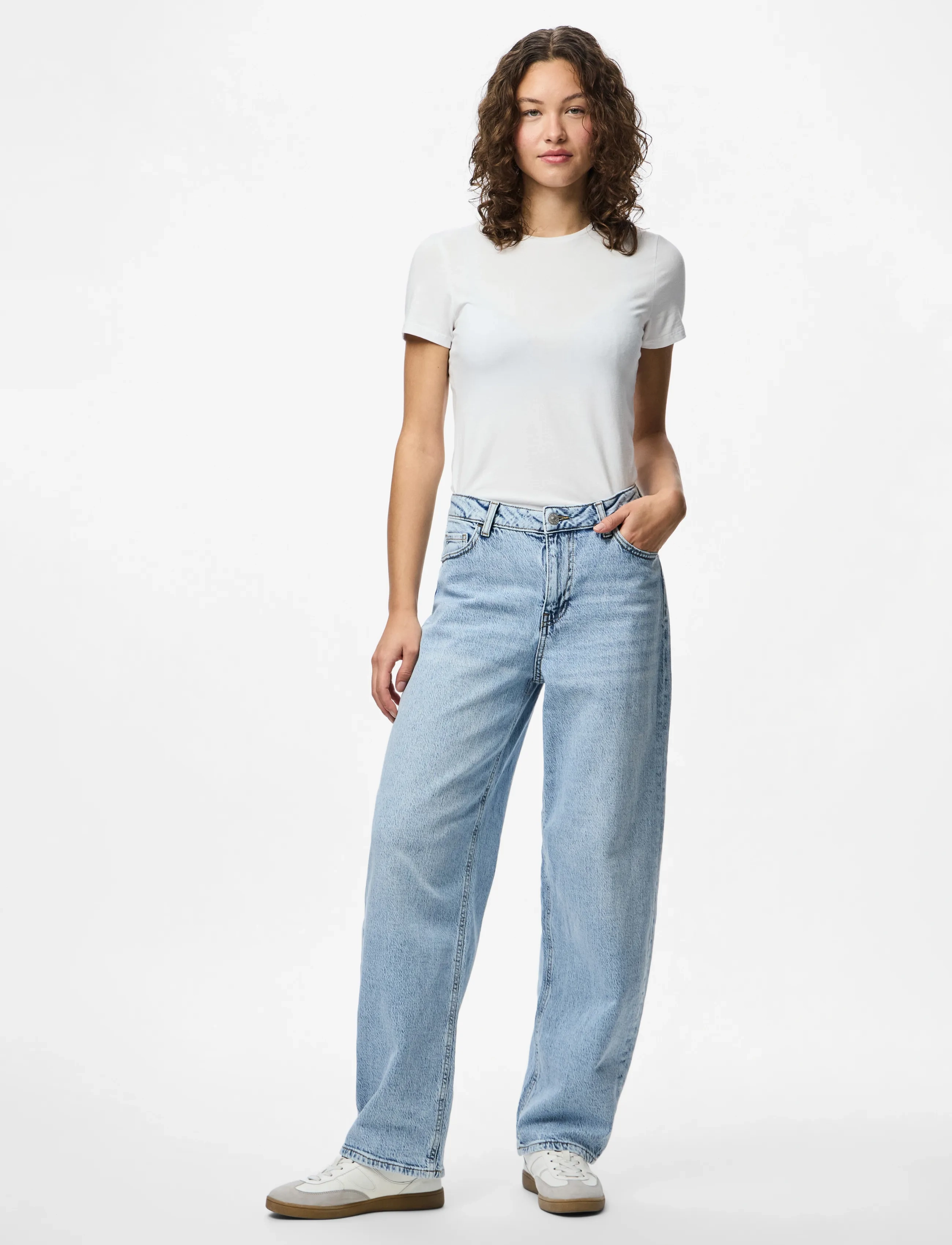 Pieces PCGRACE MW BARREL ANK JEANS NOOS BC - Deals - LIGHT BLUE DENIM / blue