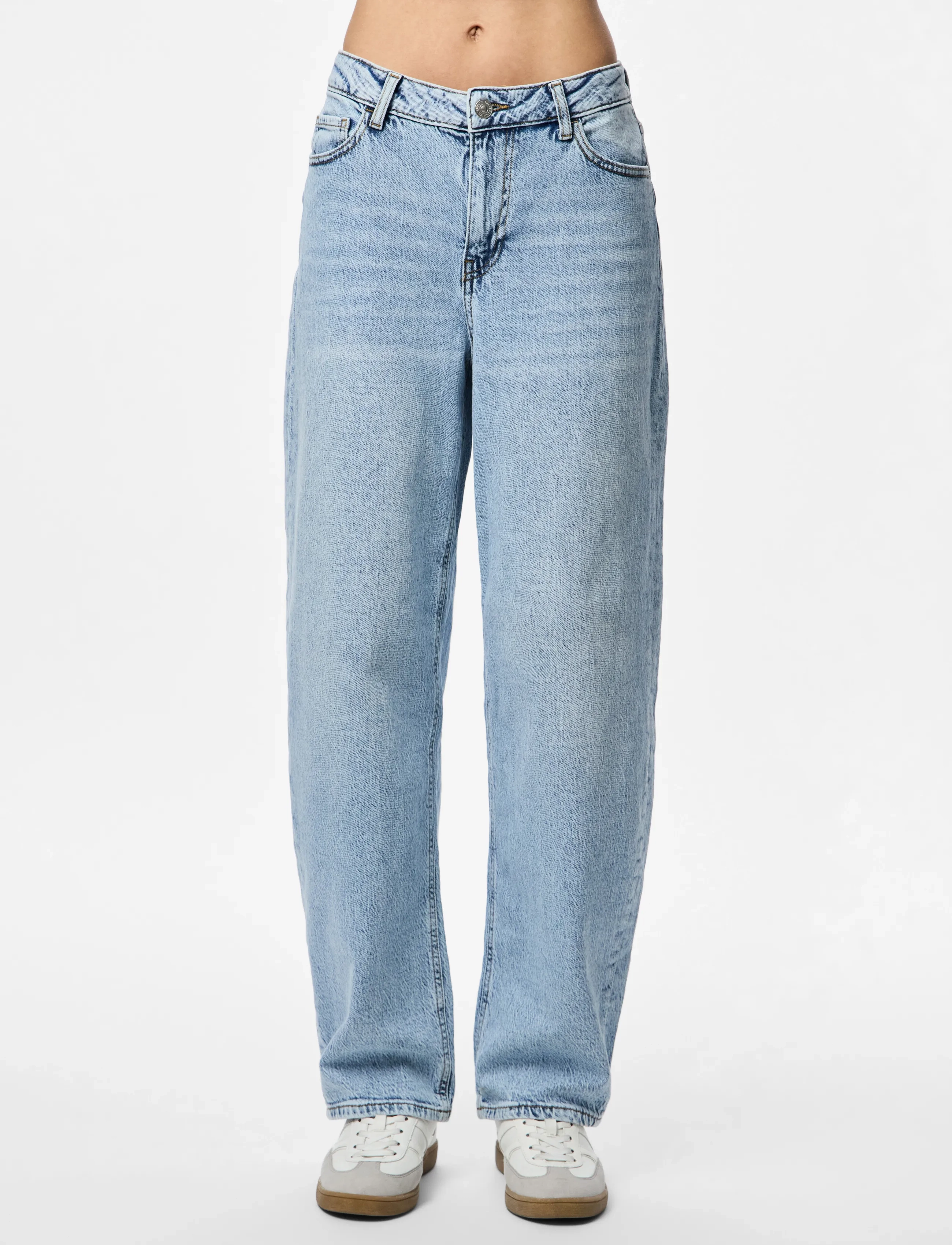 Pieces - PCGRACE MW BARREL ANK JEANS NOOS BC - statinės formos džinsai - light blue denim - 4
