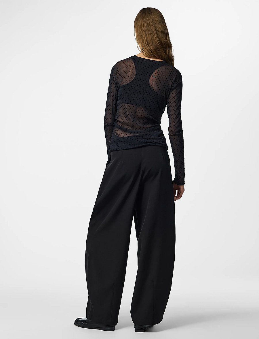 Pieces - PCBOBO LS MESH ROUCHING TOP JRS NOOS - långärmade toppar - black - 3