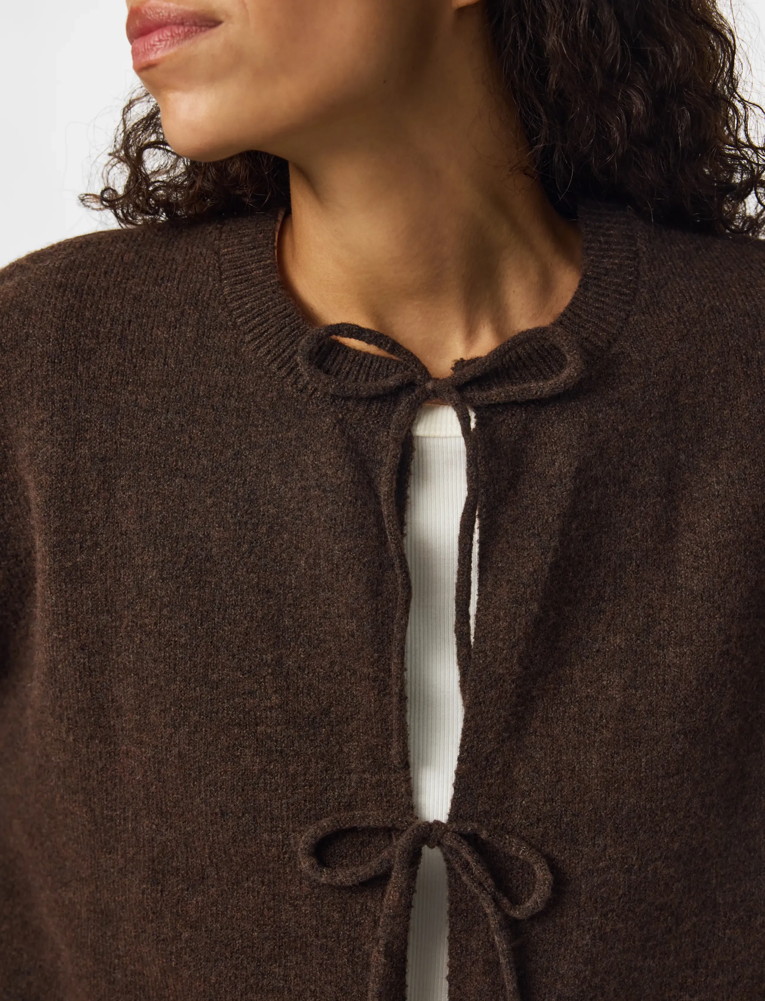 Pieces - PCSALLY REV FRILL CARDIGAN KNIT NOOS BC - strickjacken - hot fudge - 5