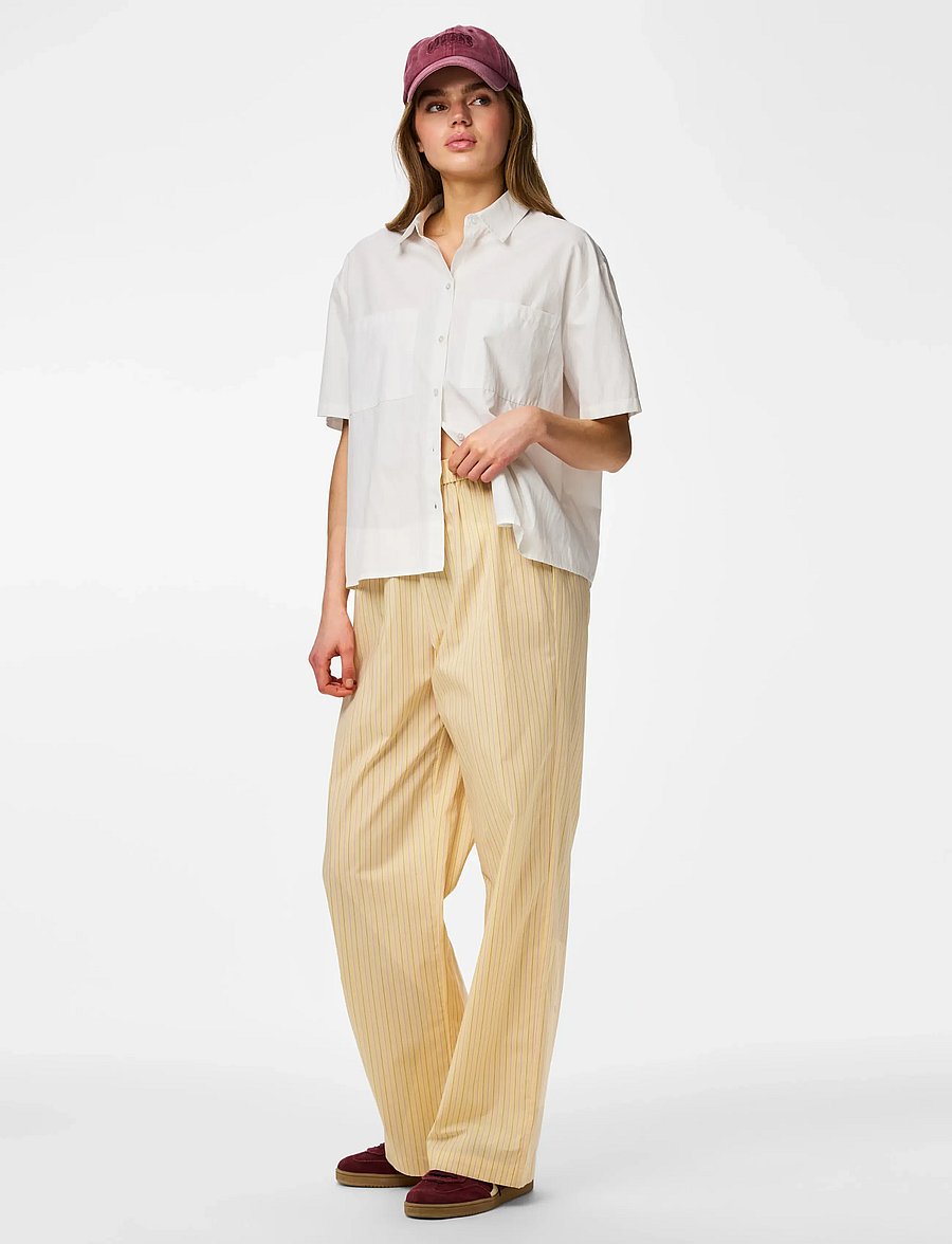 Pieces - PCAPRIL HW WIDE PANTS WVN D2D PP - laia säärega püksid - french vanilla - 4
