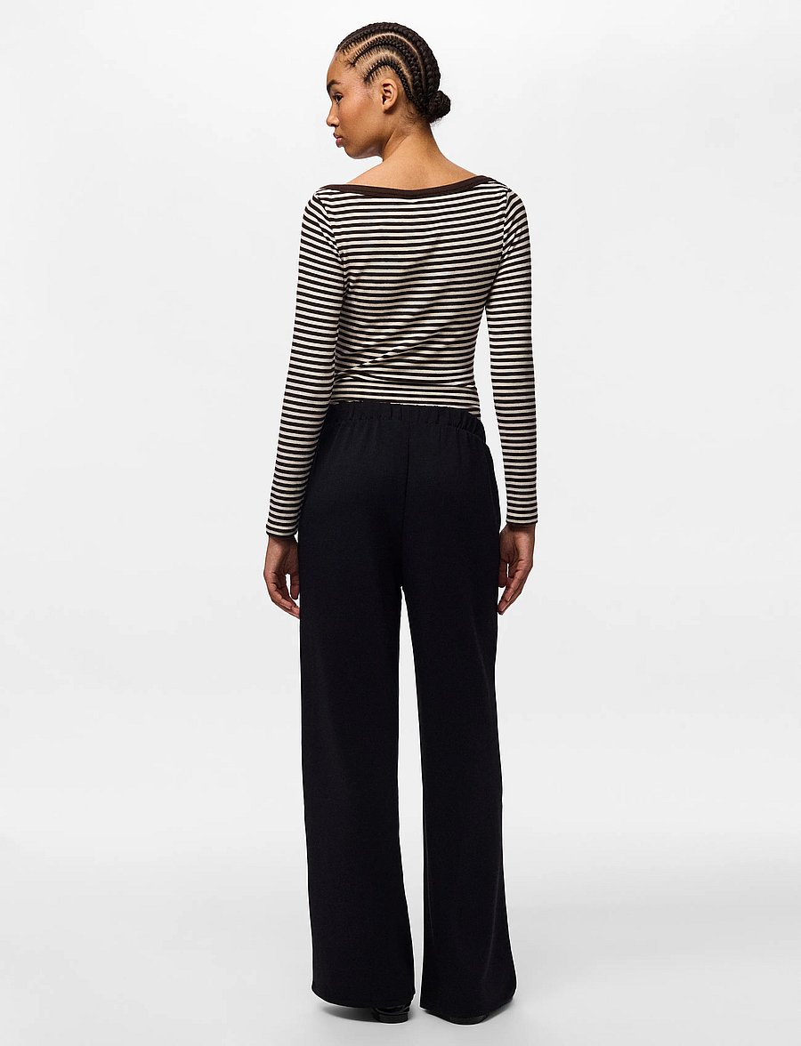 Pieces - PCMICHELLE SCUBA HW PANTS SWT NOOS BC - igapäevane stiil - black - 3