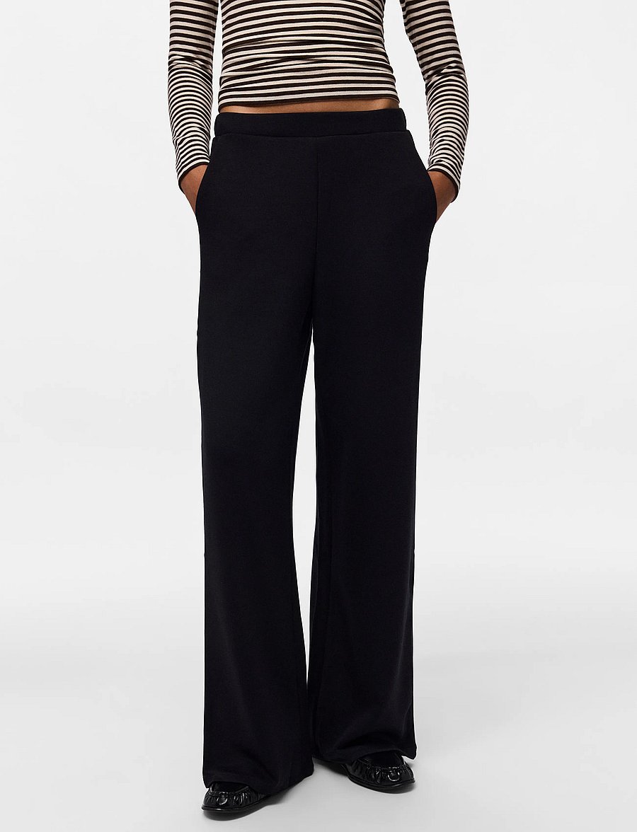 Pieces - PCMICHELLE SCUBA HW PANTS SWT NOOS BC - igapäevane stiil - black - 4