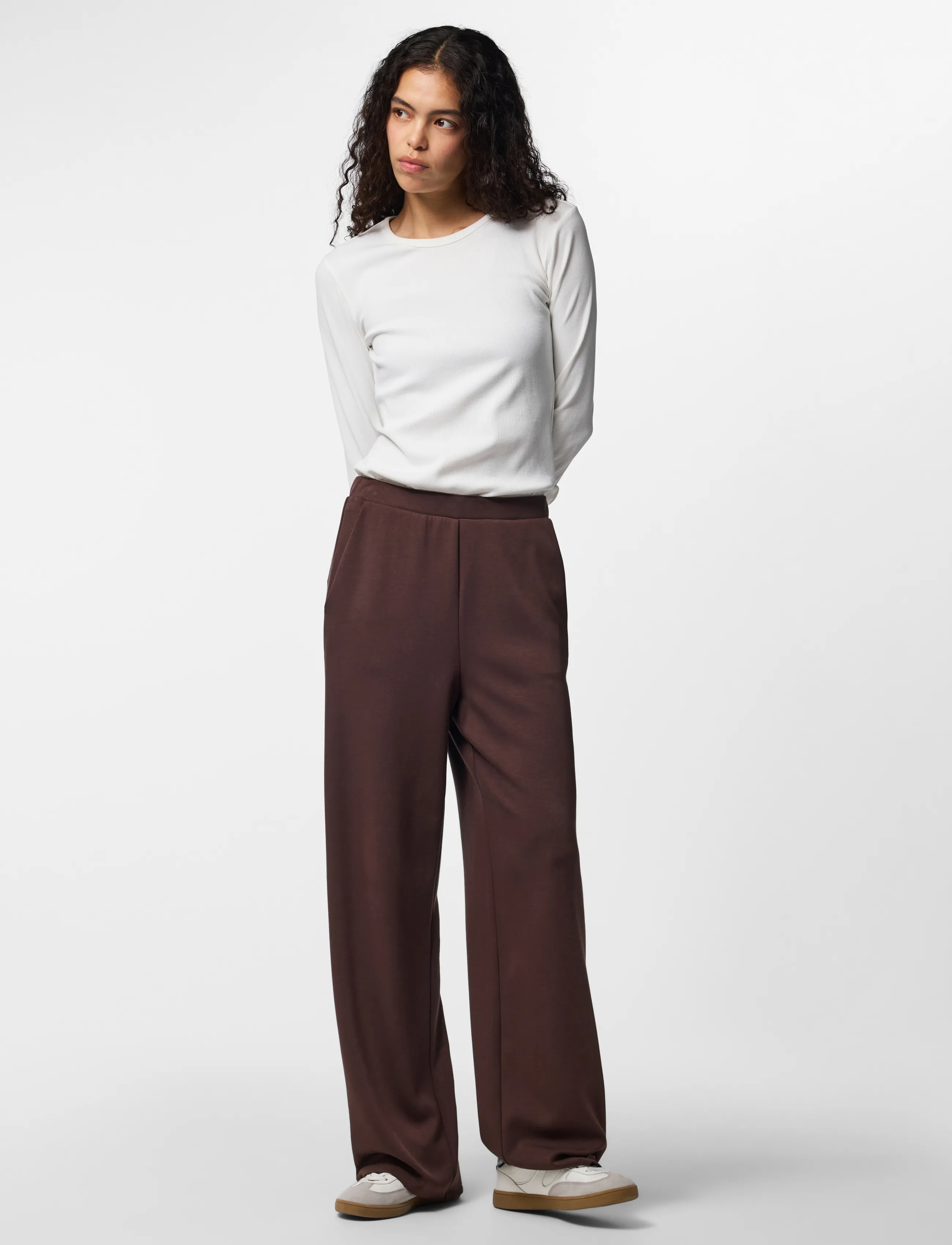 Pieces - PCMICHELLE SCUBA HW PANTS SWT NOOS BC - igapäevane stiil - hot fudge - 3