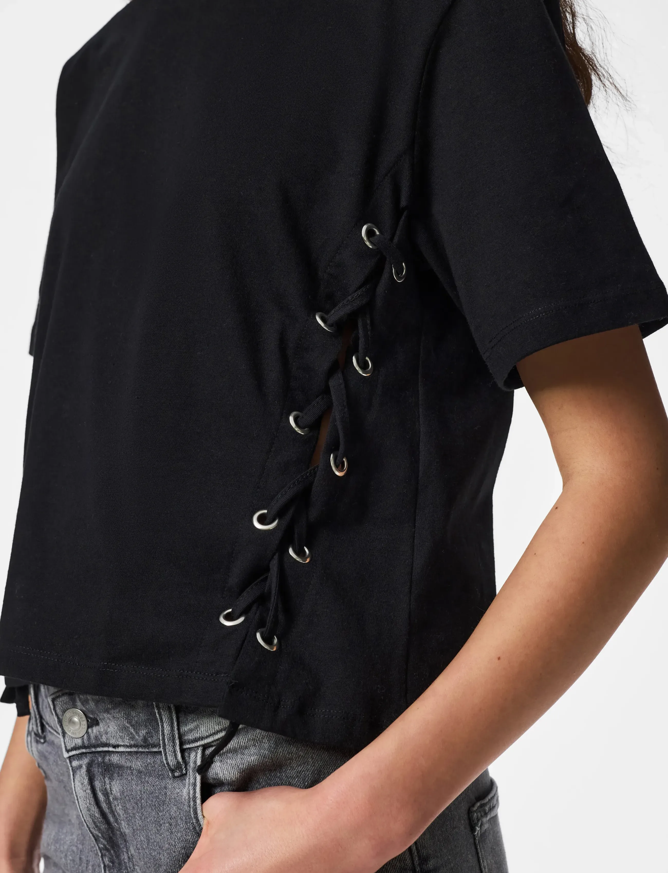 Pieces - PCFENJA SS TIE DETAIL T-SHIRT JSR D2D PP - t-shirts - black - 5