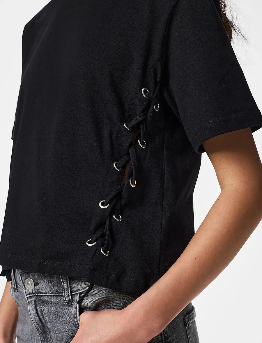 Pieces - PCFENJA SS TIE DETAIL T-SHIRT JSR D2D PP - t-shirts - black - 5