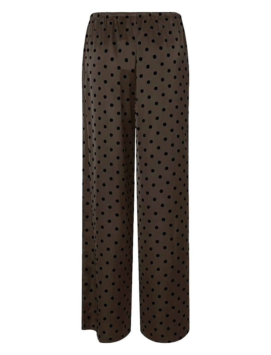 Pieces - PCJYTTA MW STRAIGHT SATIN PANTS WVN D2D - hose mit geradem bein - hot fudge - 2