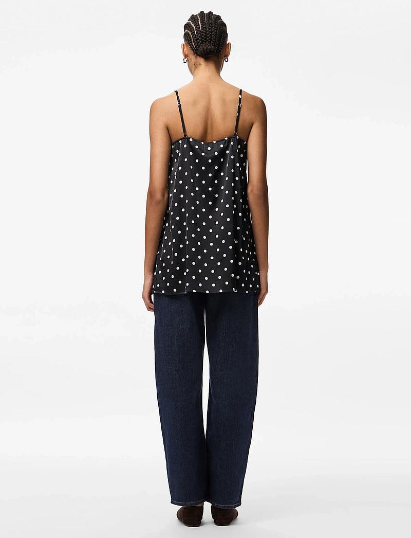 Pieces - PCJYTTA STRAP SATIN TOP WVN D2D - Ærmeløse bluser - black - 4