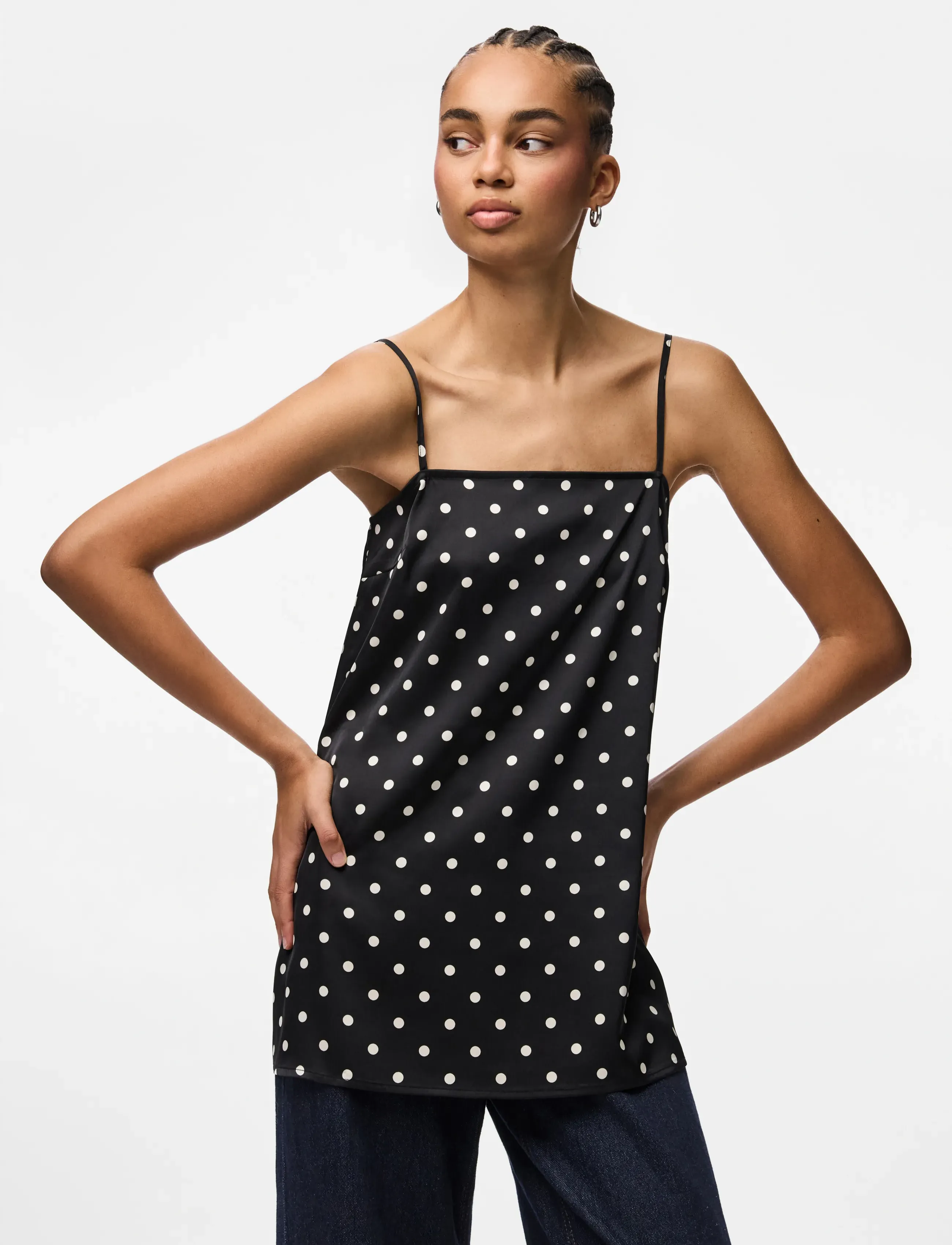 PIECES Pcjytta Strap Satin Top Wvn D2D toppar dam – bild 5