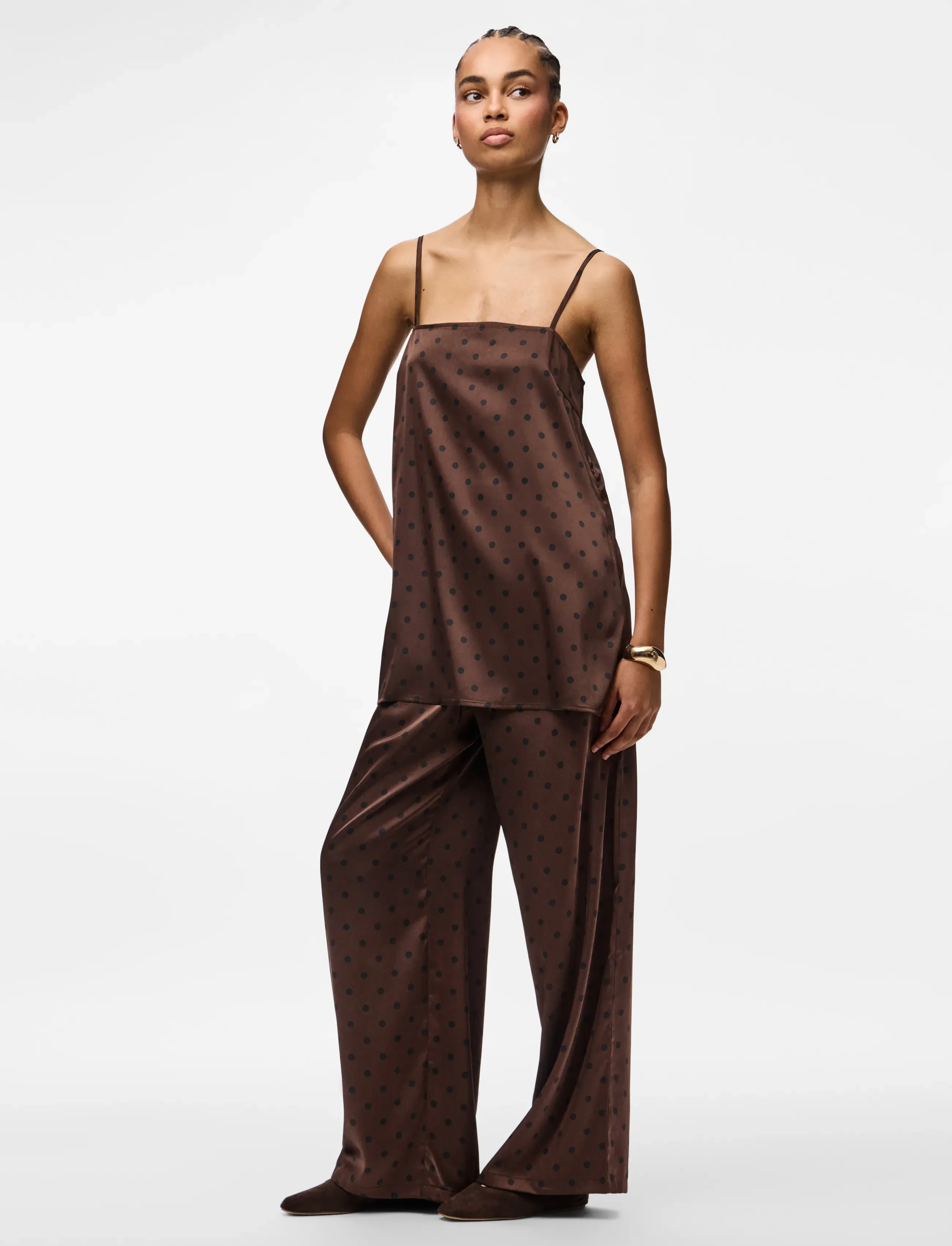 Pieces - PCJYTTA STRAP SATIN TOP WVN D2D - Ärmlösa blusar - hot fudge - 5