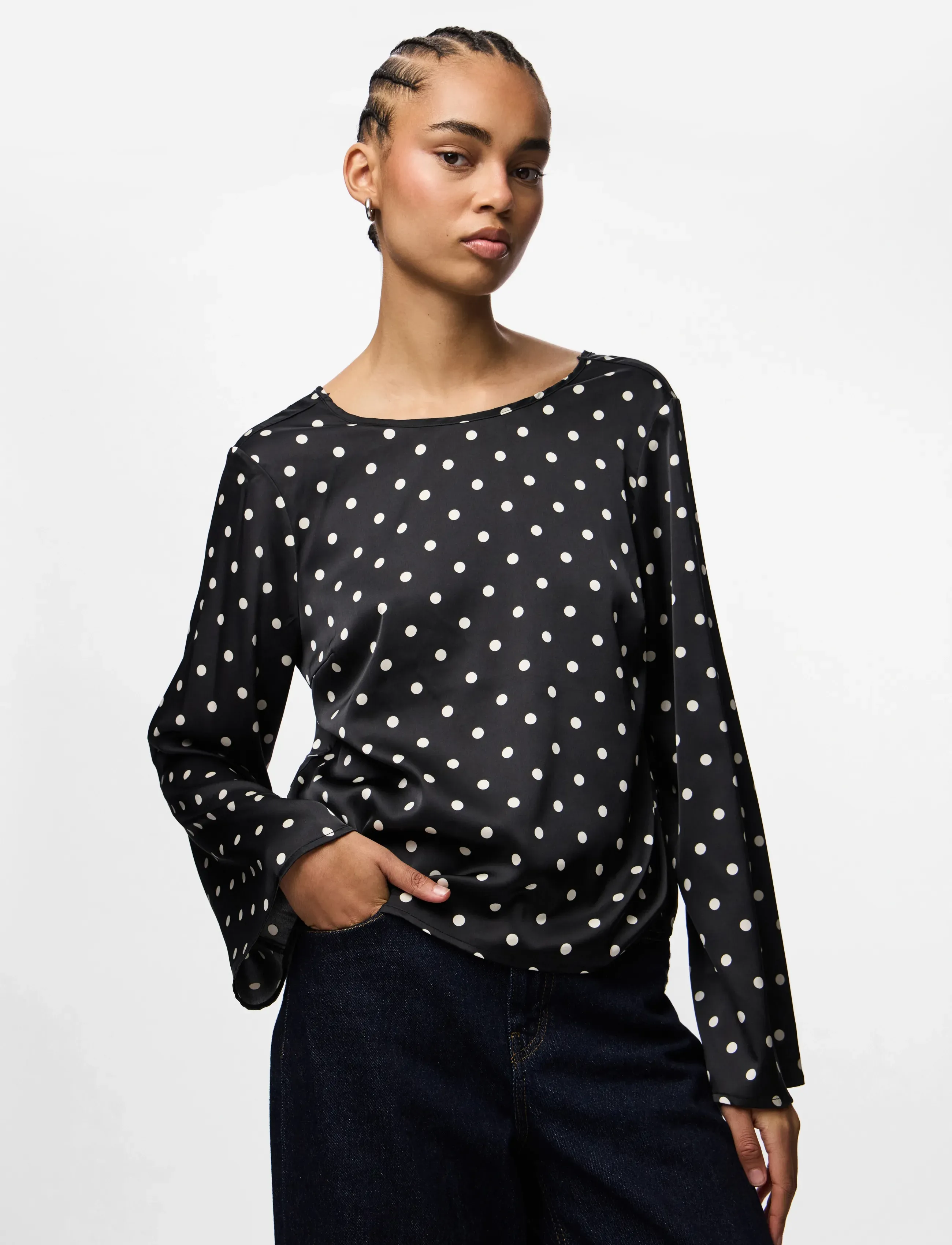 Pieces Pcjytta Ls Satin Top Wvn D2D, XS, Black, Bluser > Langærmede, Dame