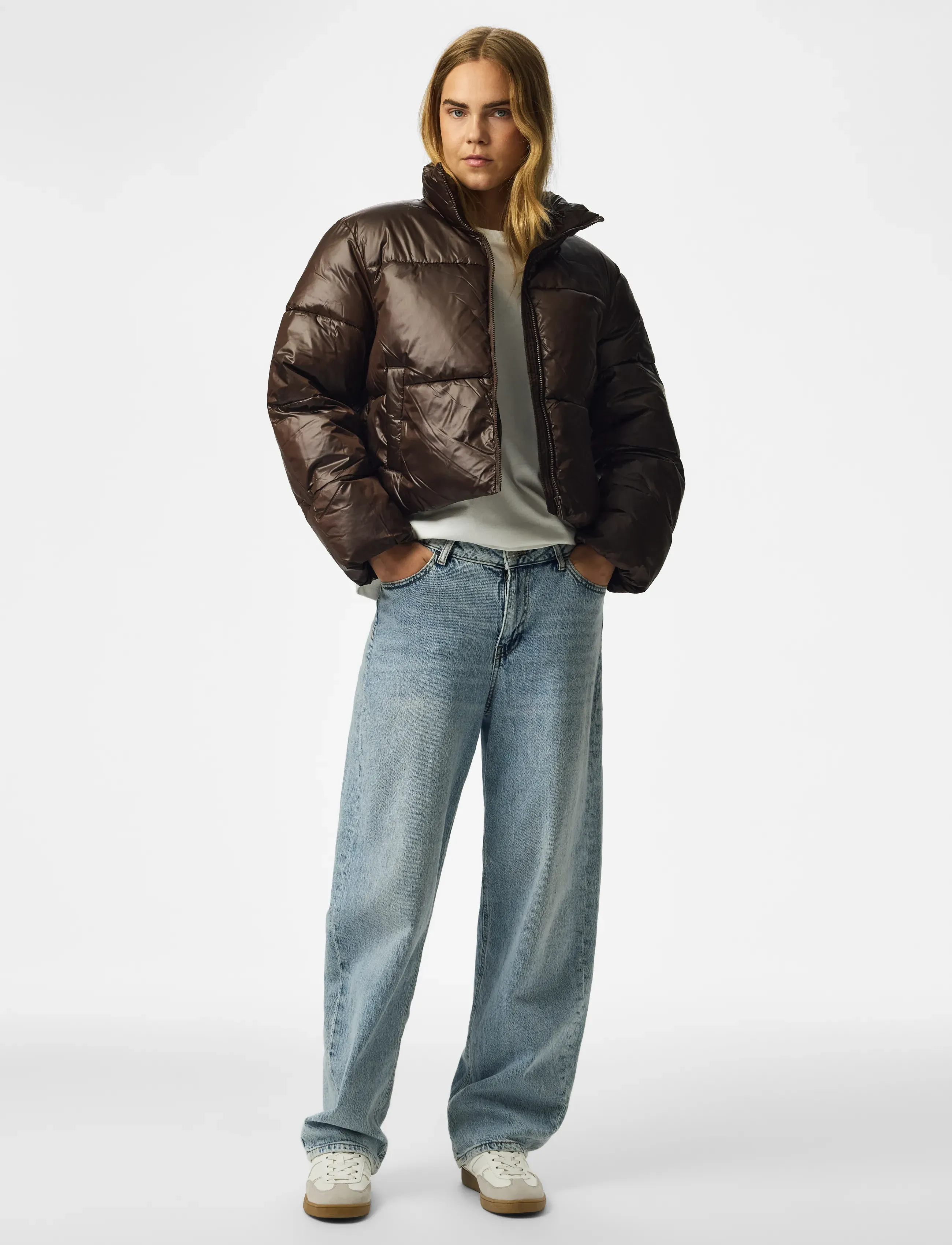 Pieces - PCAMILIA SHORT PUFFER JACKET PWP - hot fudge - 4