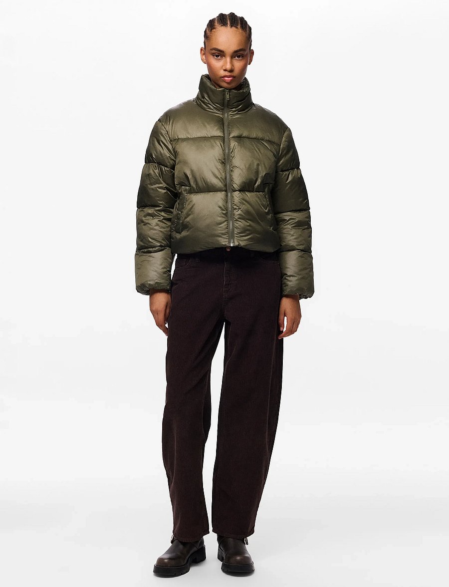 Pieces - PCAMILIA SHORT PUFFER JACKET PWP - winterjacken - ivy green - 0