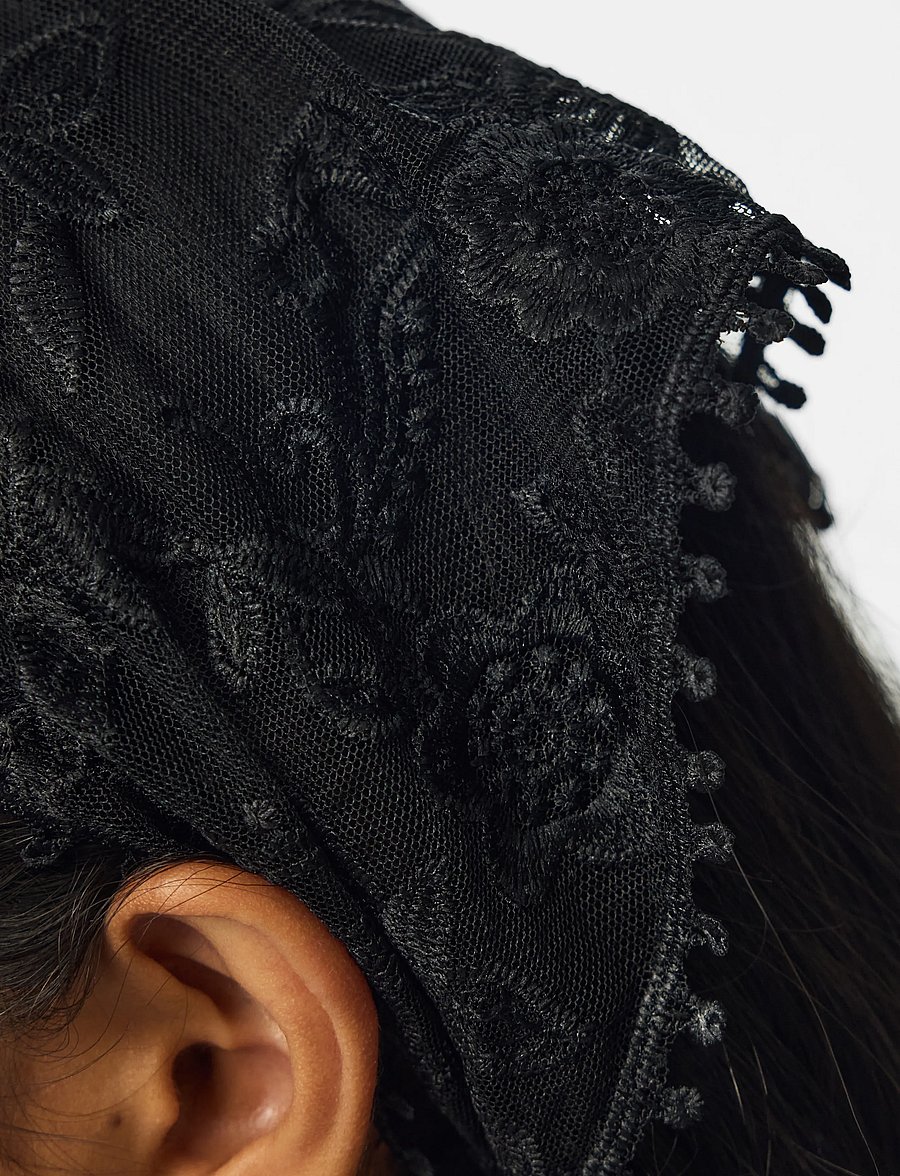 Pieces - PCASTA J WRAP LACE SARONG - tynde tørklæder - black - 4