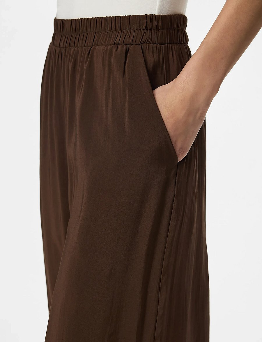 Pieces - PCALAIA HW BALLOON PANTS WVN - hosen mit geradem bein - chicory coffee - 4