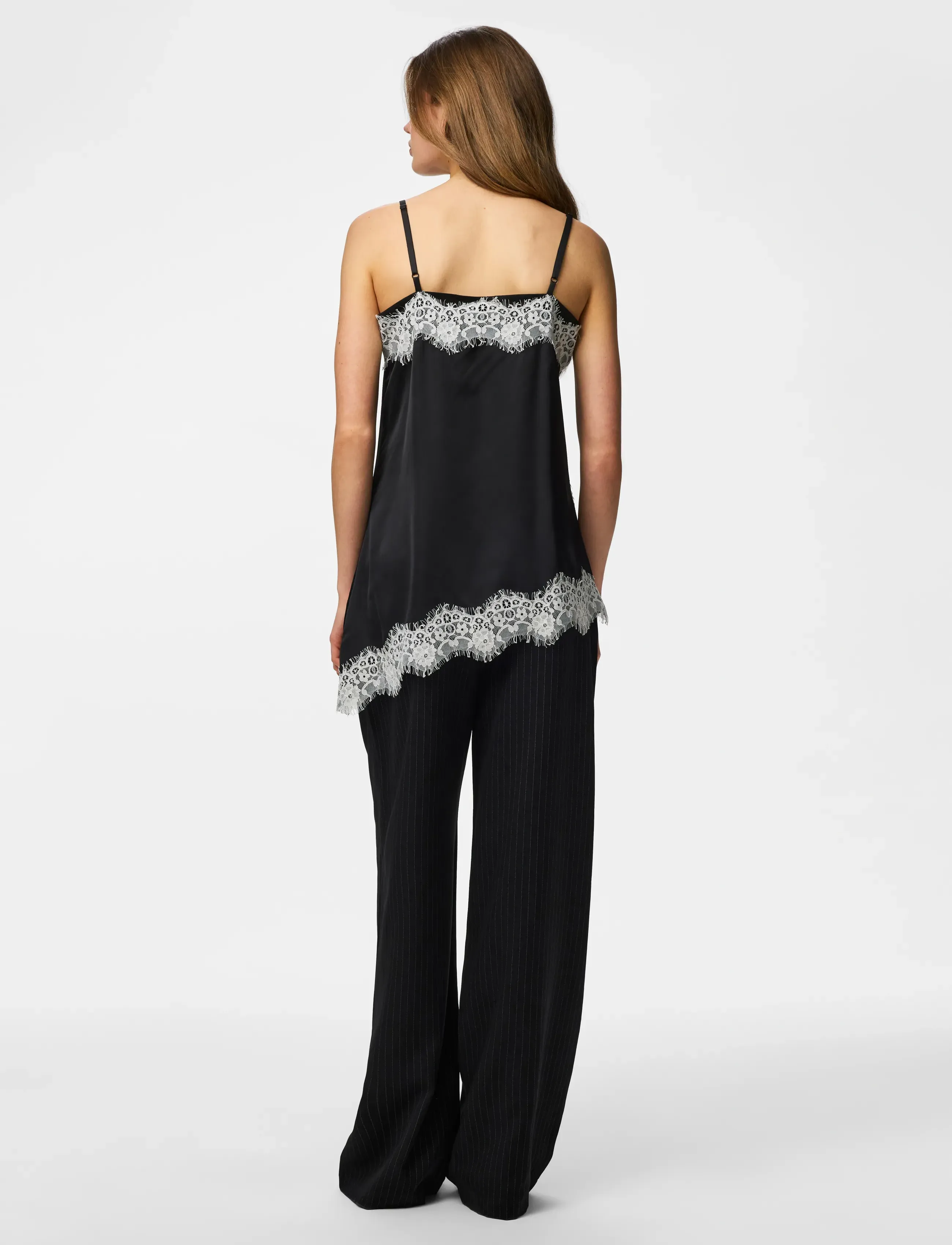 Pieces - PCARIEL ASSYMETRIC LACE TOP D2D PP BC - Ärmellose tops - black - 3