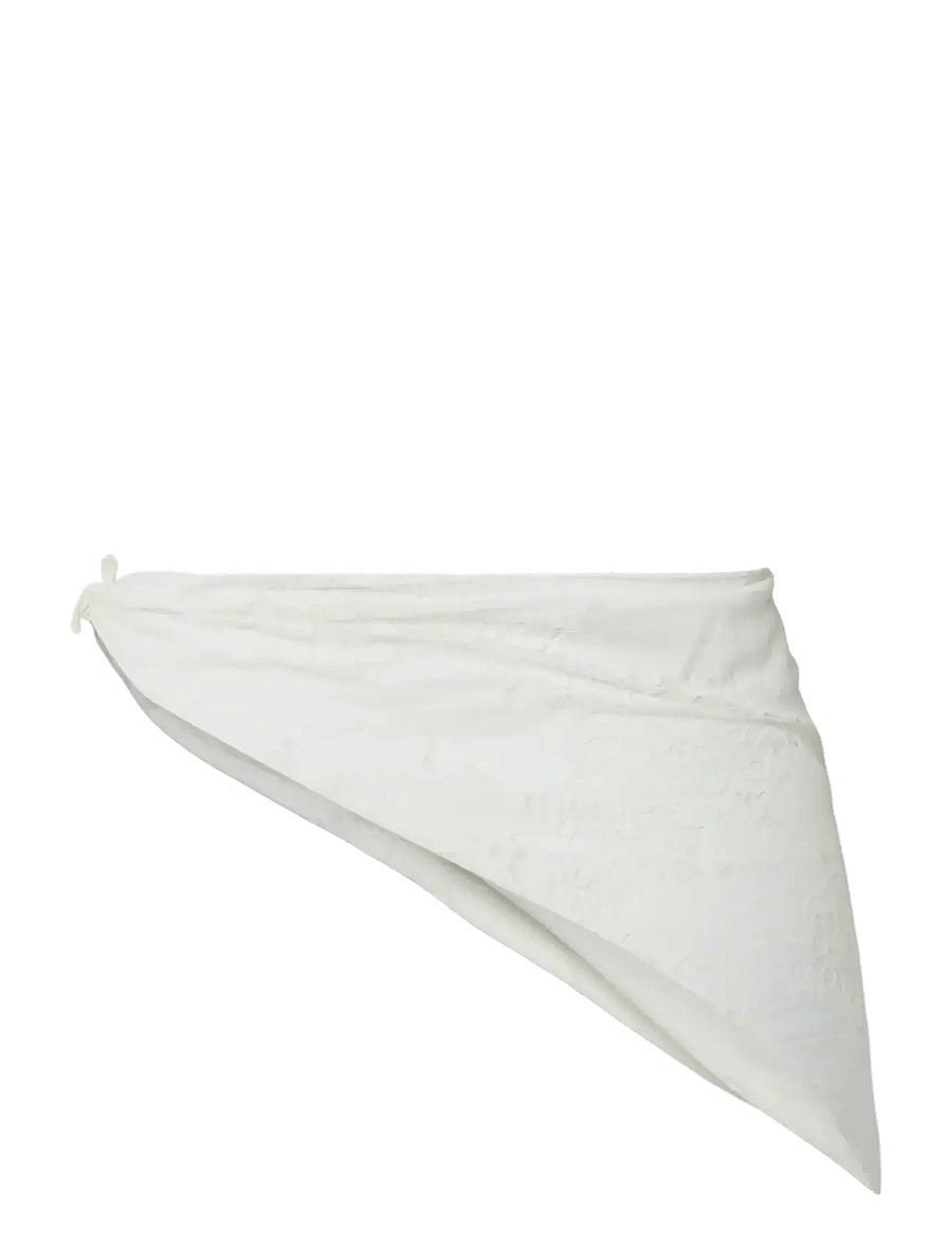Pieces - PCARIA LACE SARONG PP - kerged sallid - cloud dancer - 2