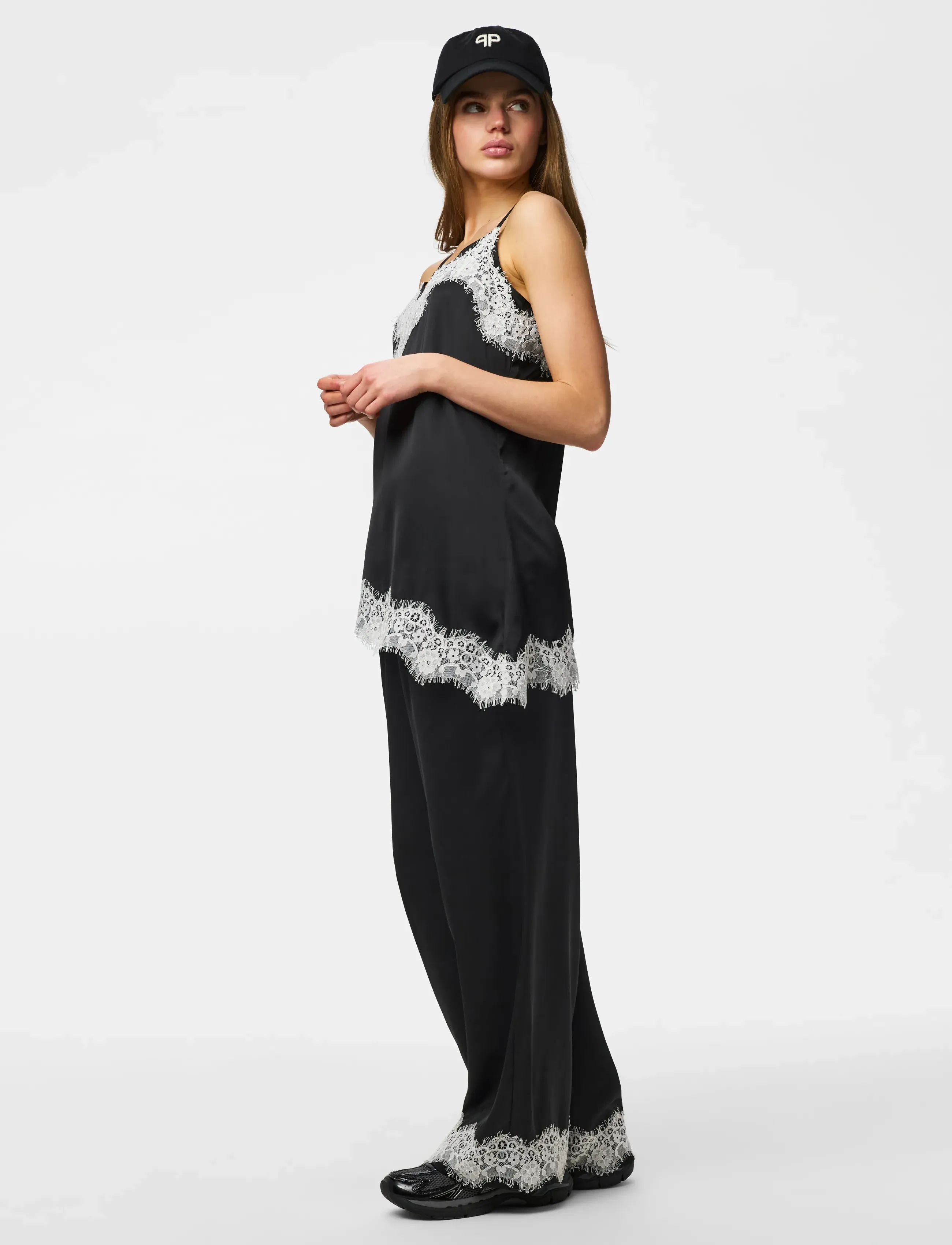 PIECES Pcariel Hw Wide Lace Pants D2D Pp cargobyxor dam – bild 6
